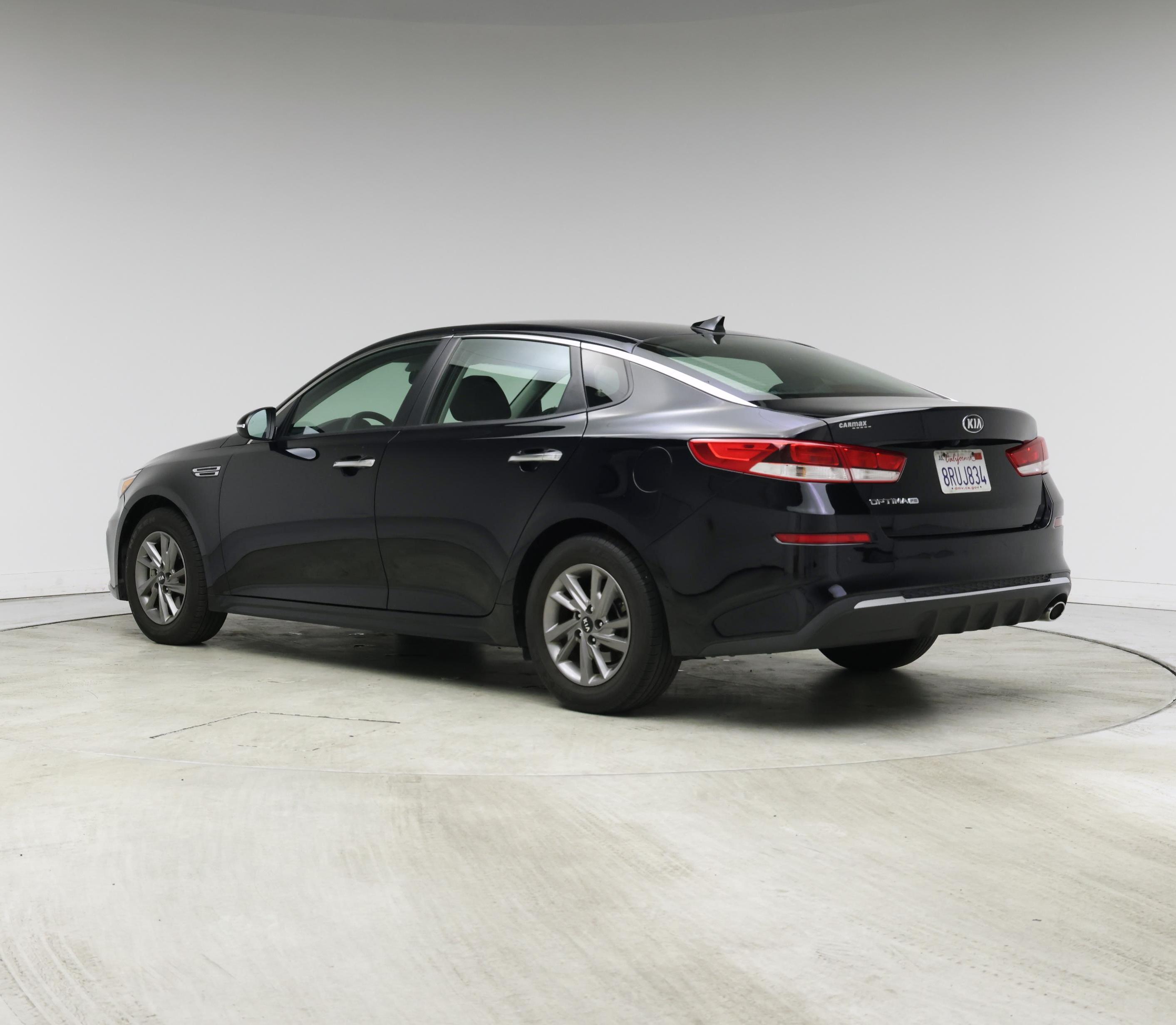 Thumbnail: 2020 Kia Optima - 2