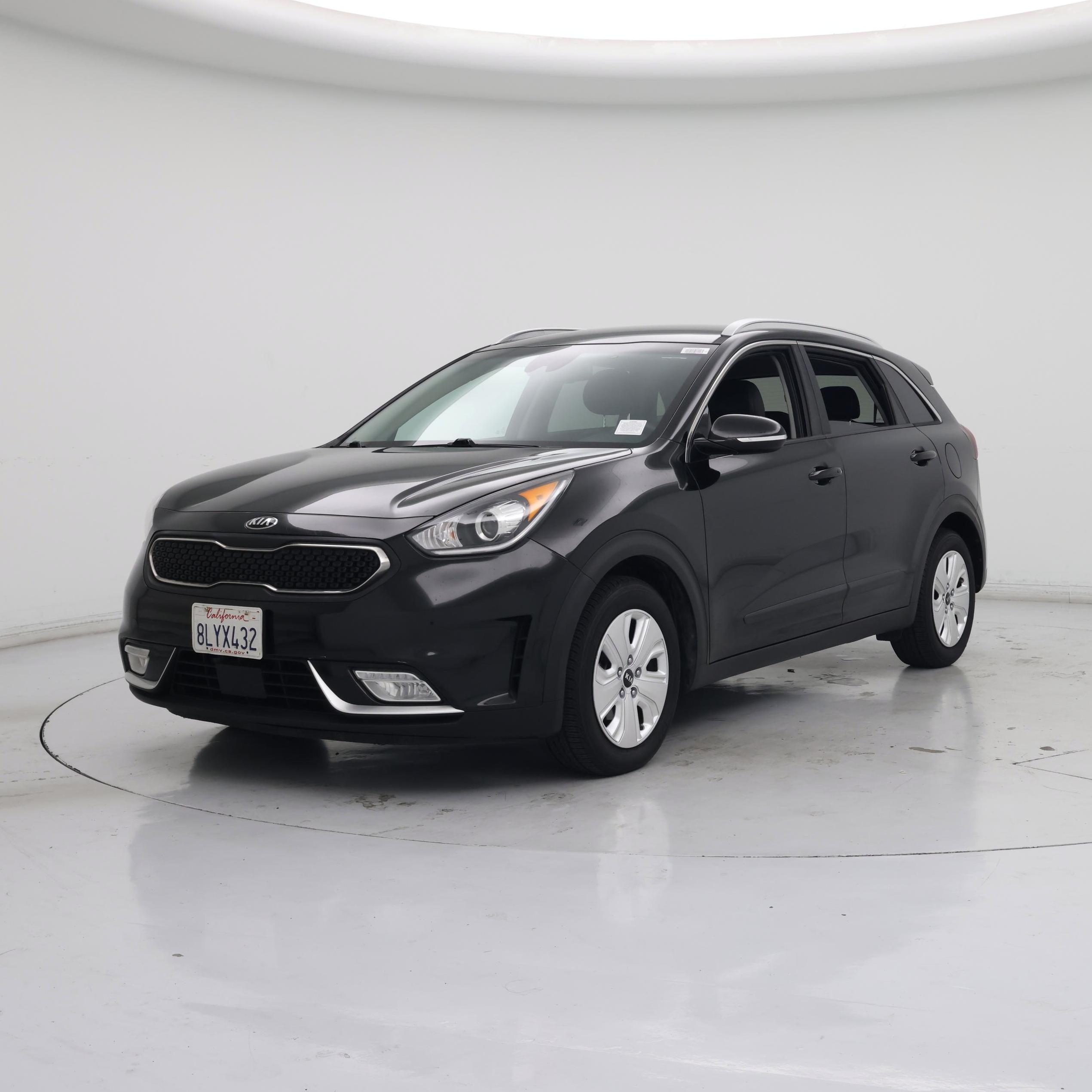 Thumbnail: 2019 Kia Niro - 4