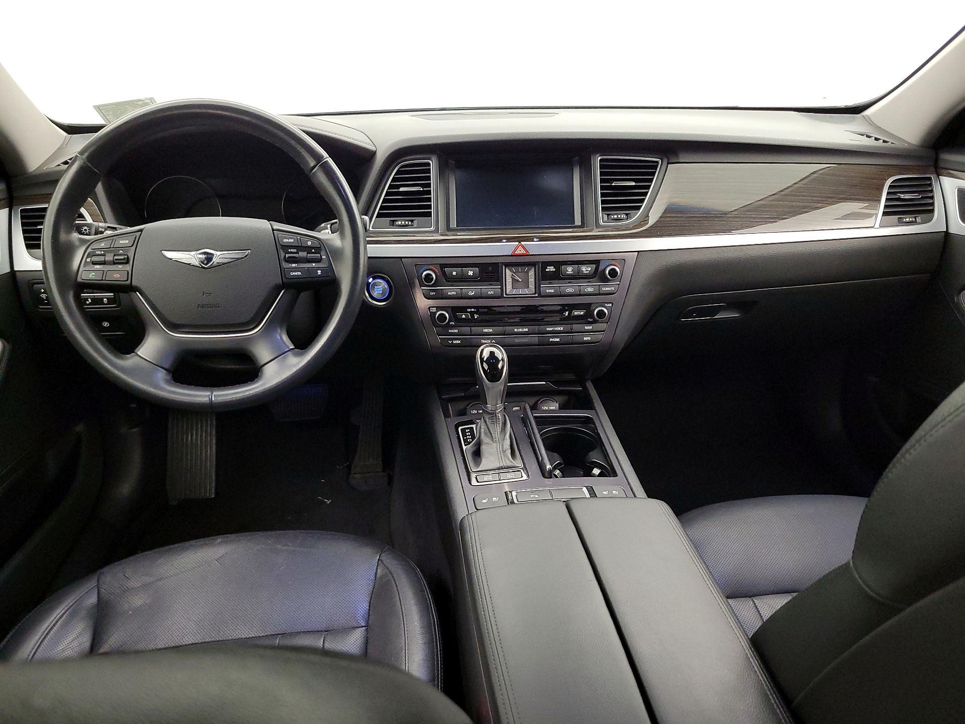 Thumbnail: 2017 Genesis G80 - 9