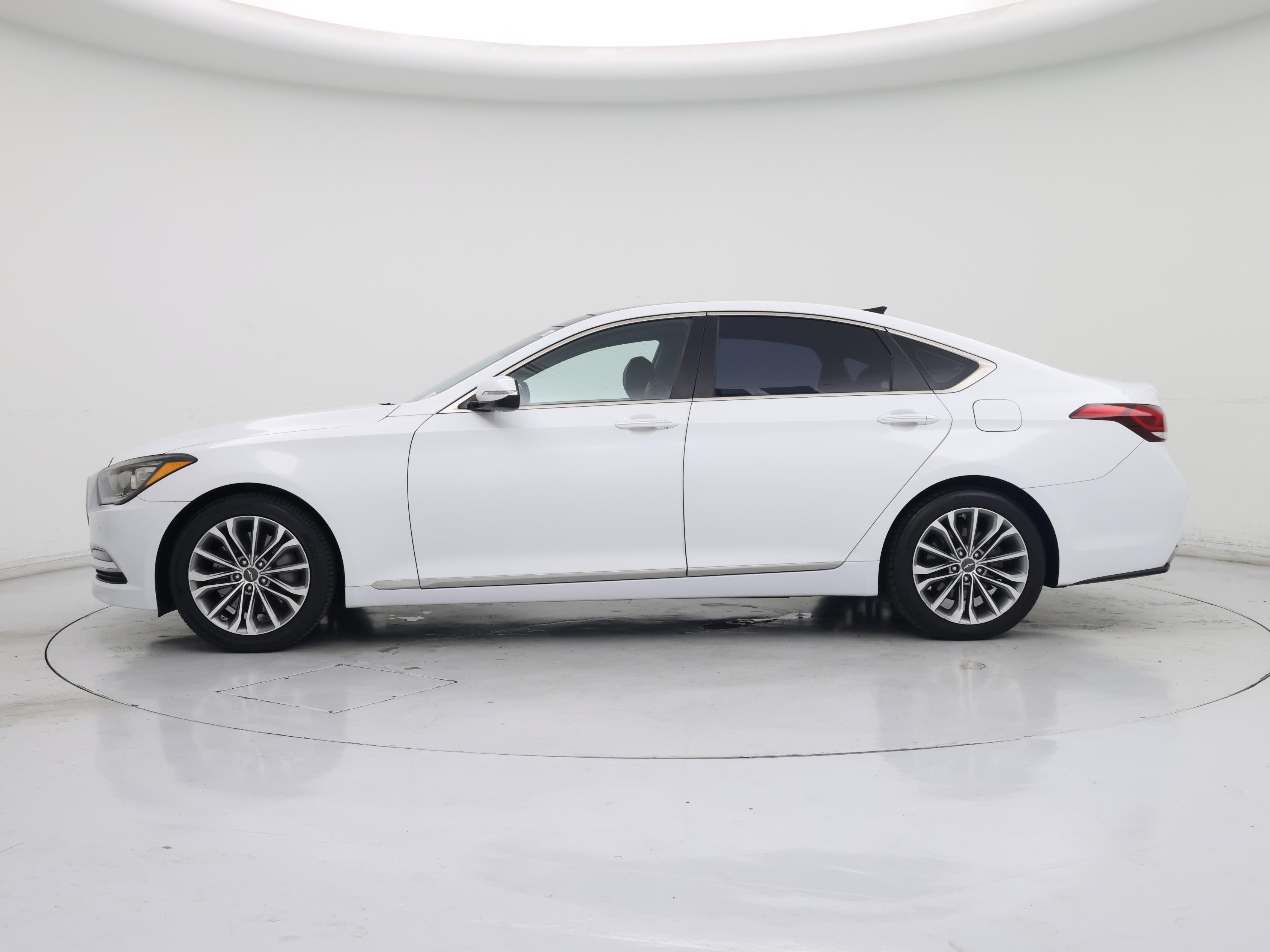 Thumbnail: 2017 Genesis G80 - 3