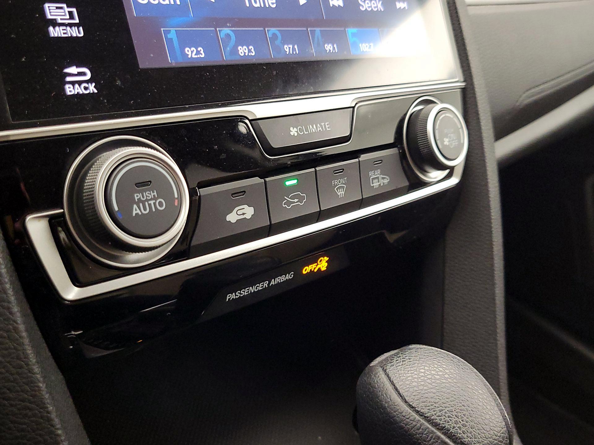 Thumbnail: 2016 Honda Civic - 16