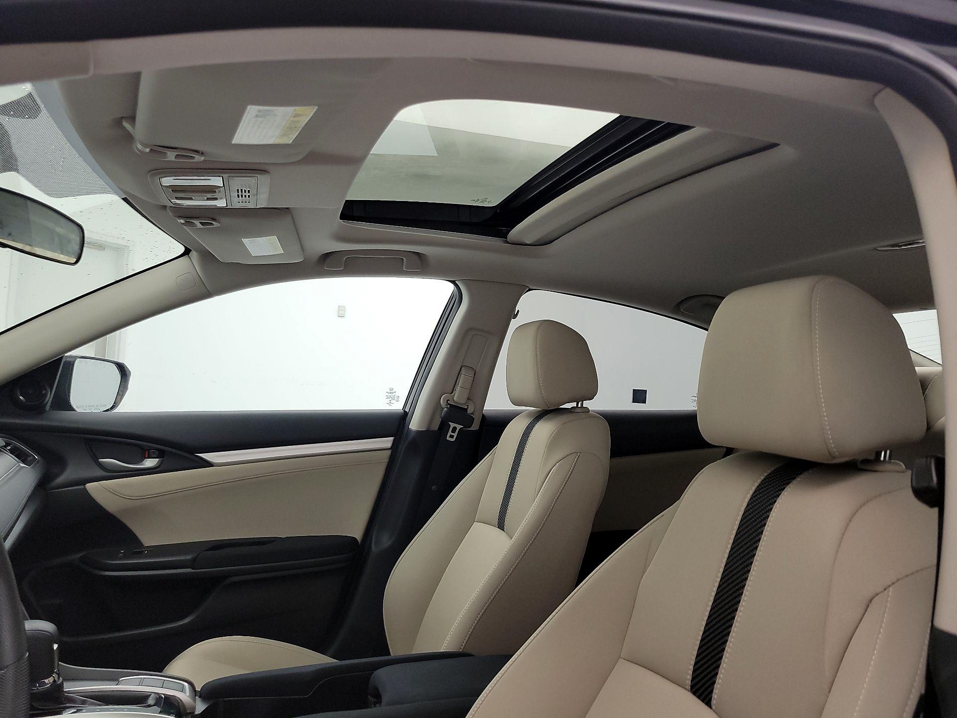 Thumbnail: 2016 Honda Civic - 18