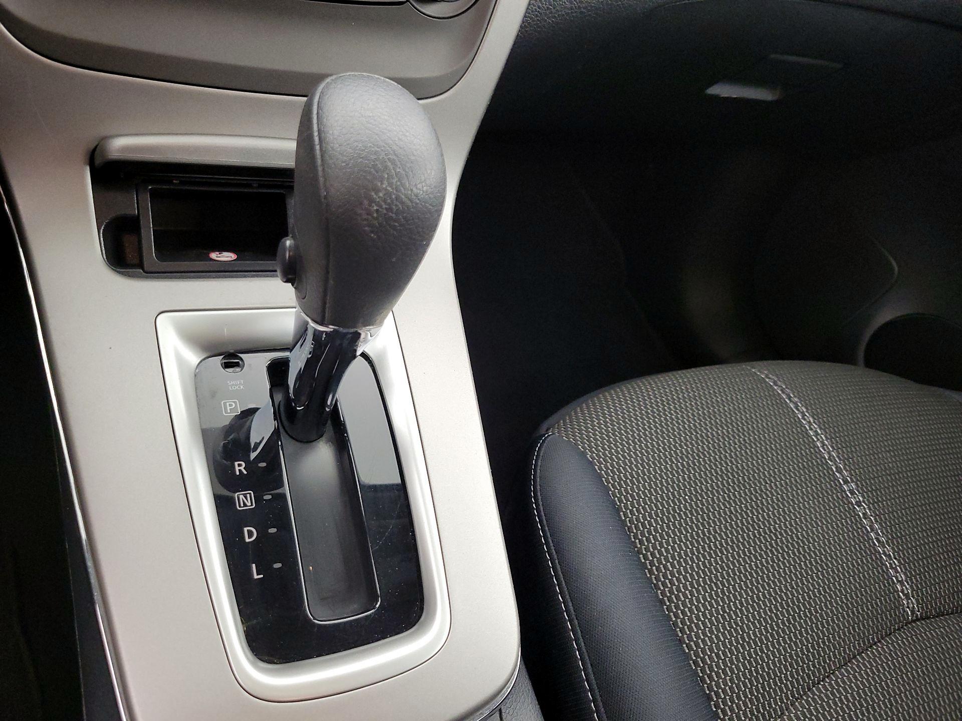 Thumbnail: 2014 Nissan Sentra - 16