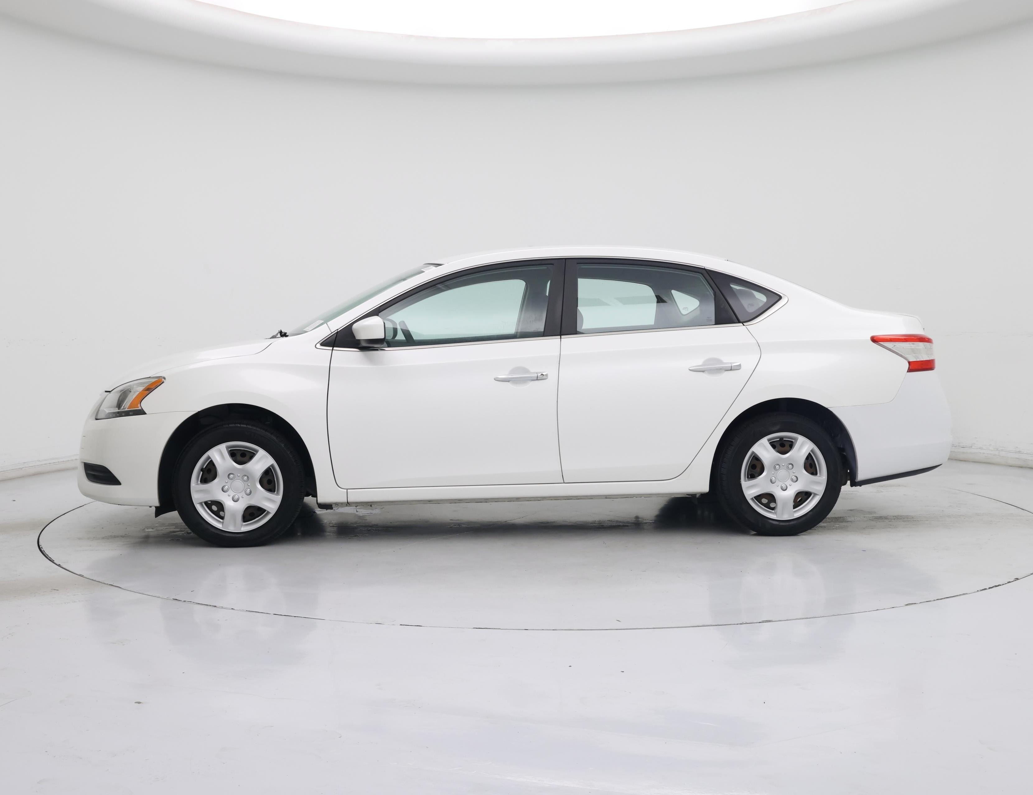 Thumbnail: 2014 Nissan Sentra - 3