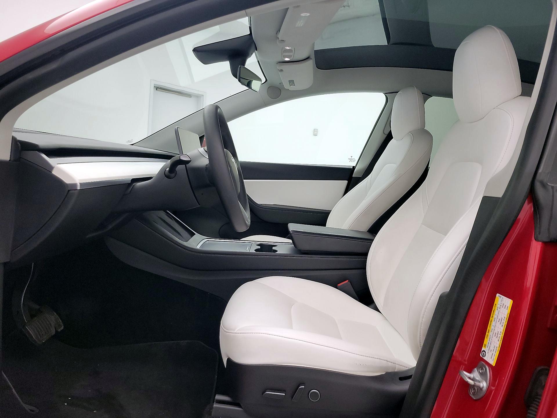 Thumbnail: 2022 Tesla Model Y - 11