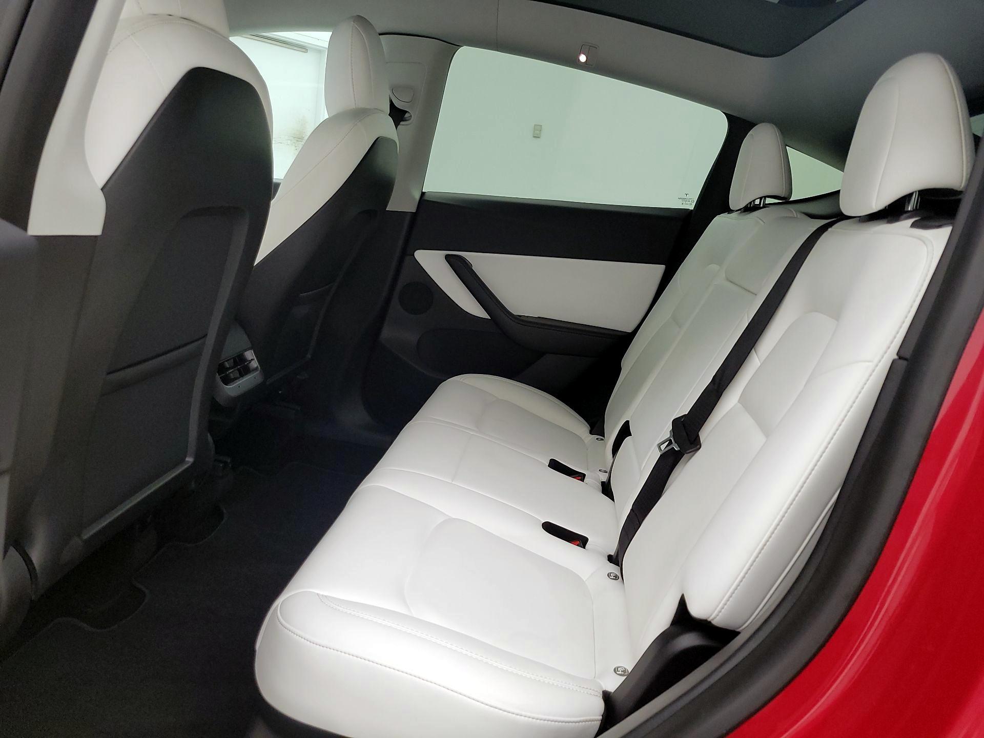 Thumbnail: 2022 Tesla Model Y - 20