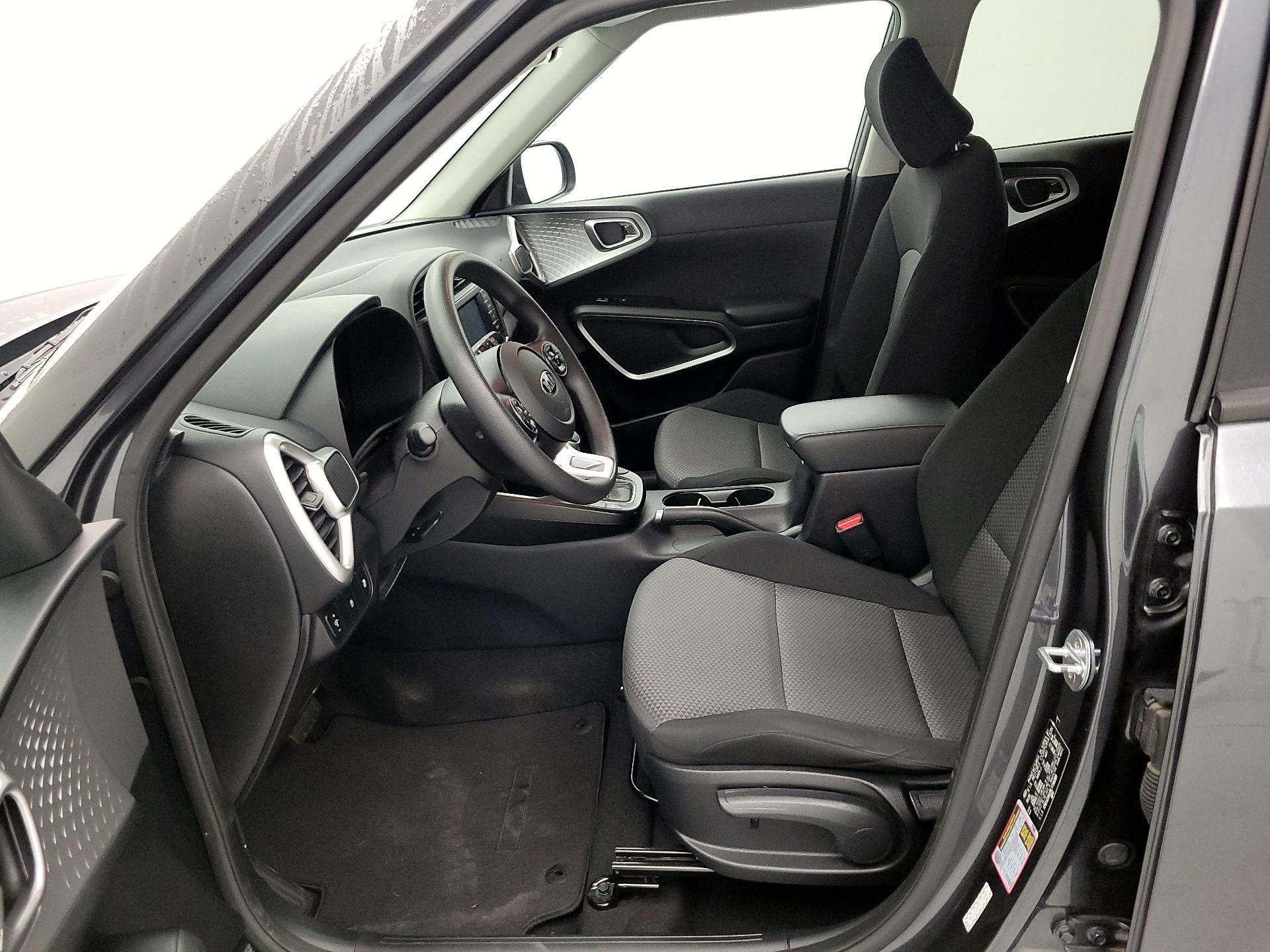 Thumbnail: 2020 Kia Soul - 11