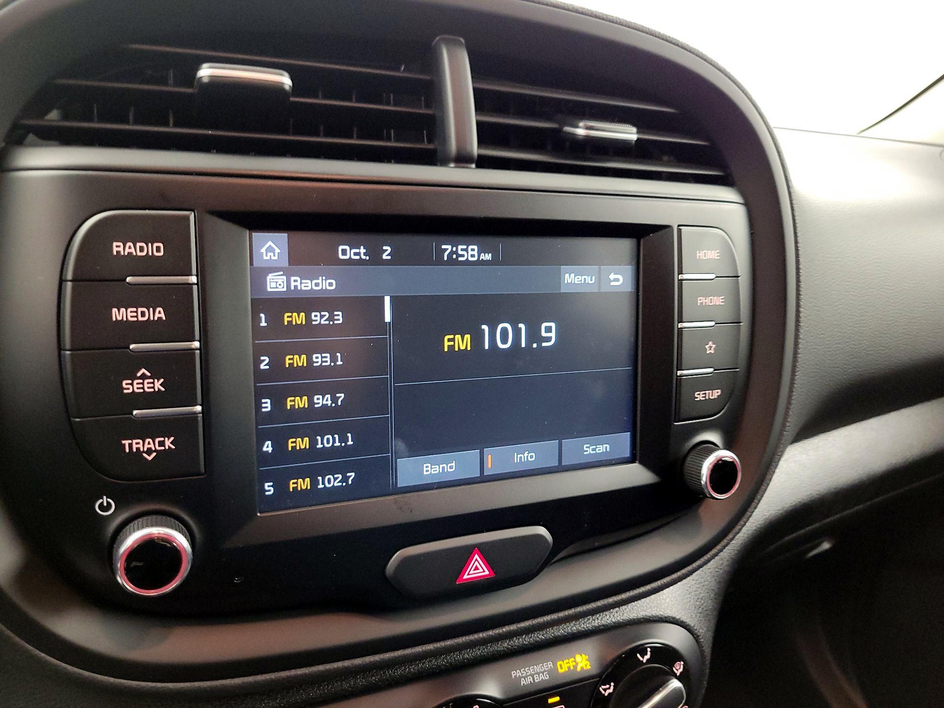 Thumbnail: 2020 Kia Soul - 15