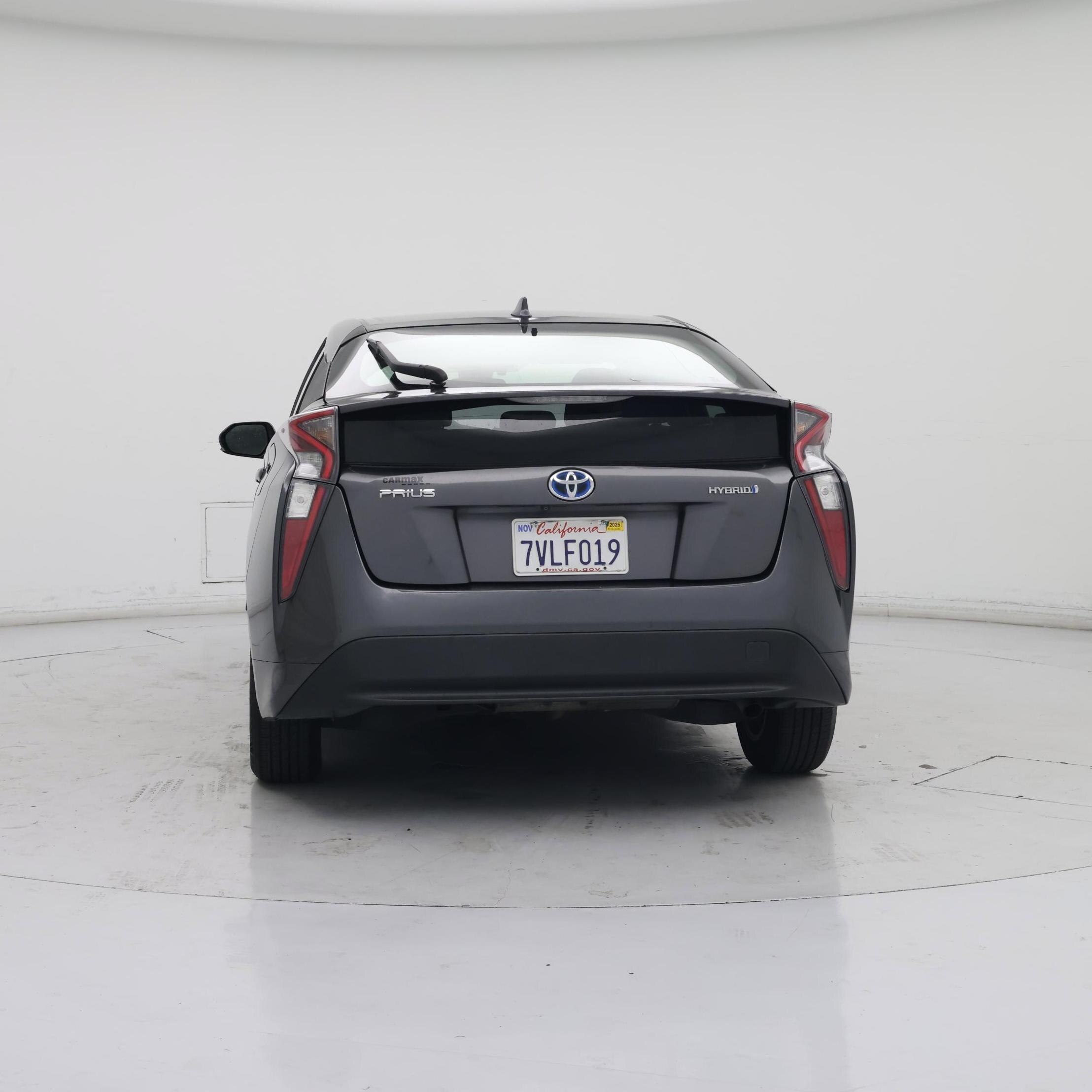 Thumbnail: 2017 Toyota Prius - 6