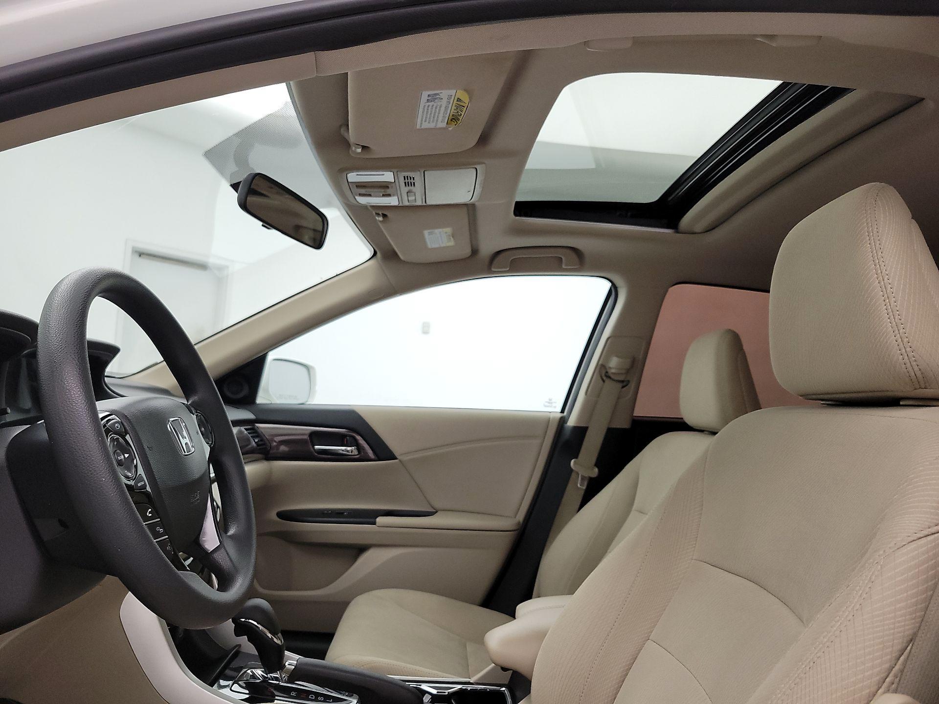 Thumbnail: 2017 Honda Accord - 19