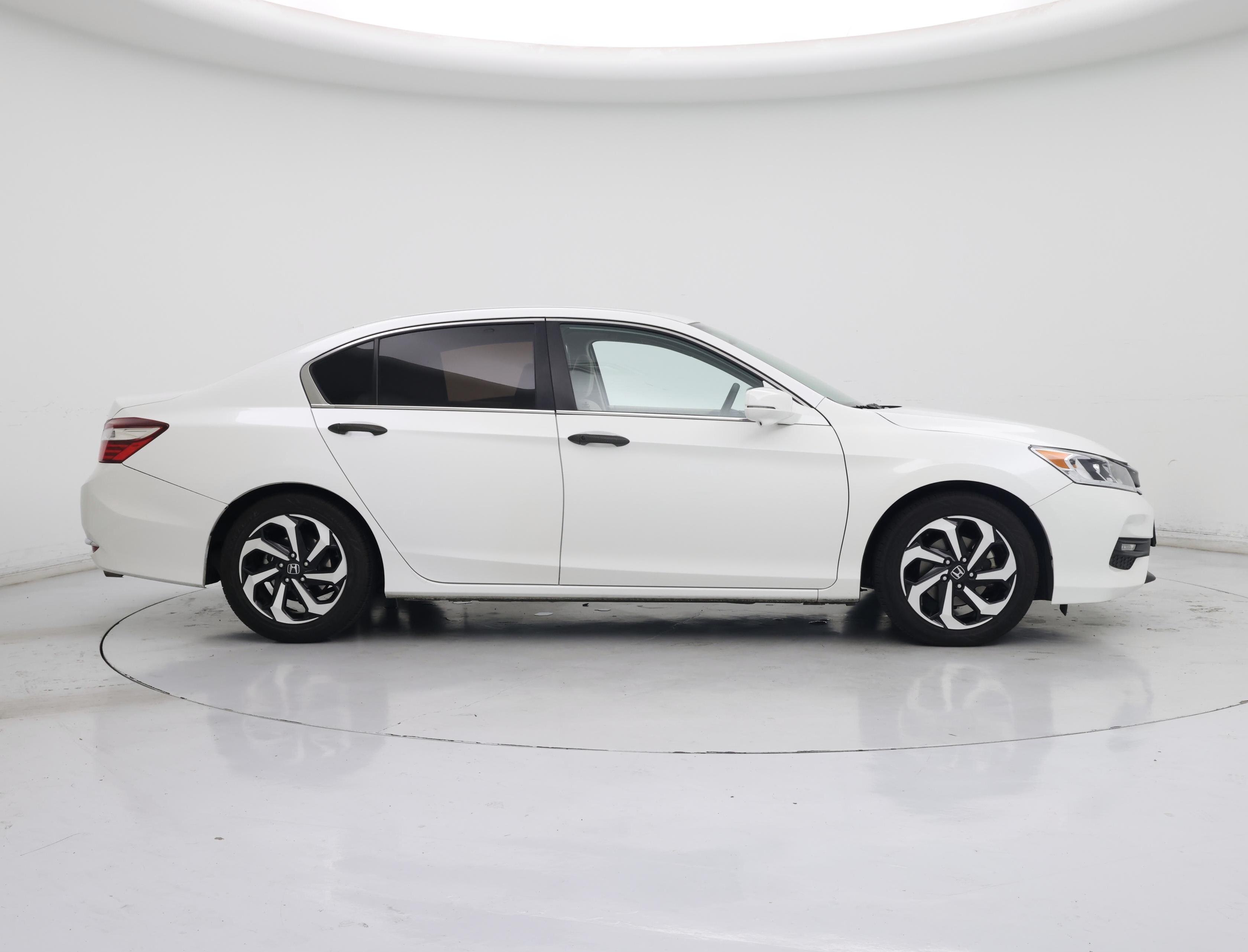 Thumbnail: 2017 Honda Accord - 7