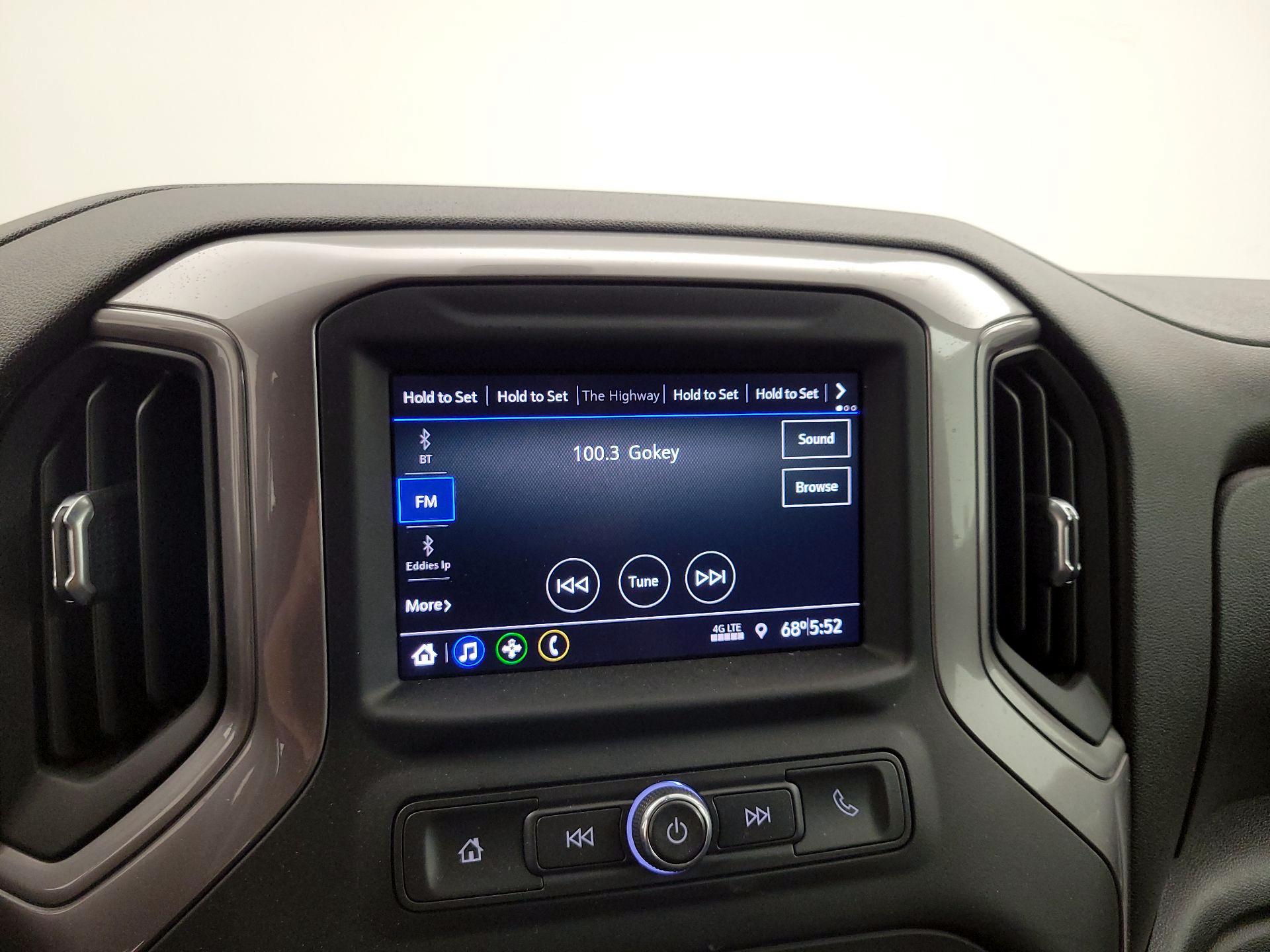 Thumbnail: 2021 Chevrolet Silverado 1500 - 15