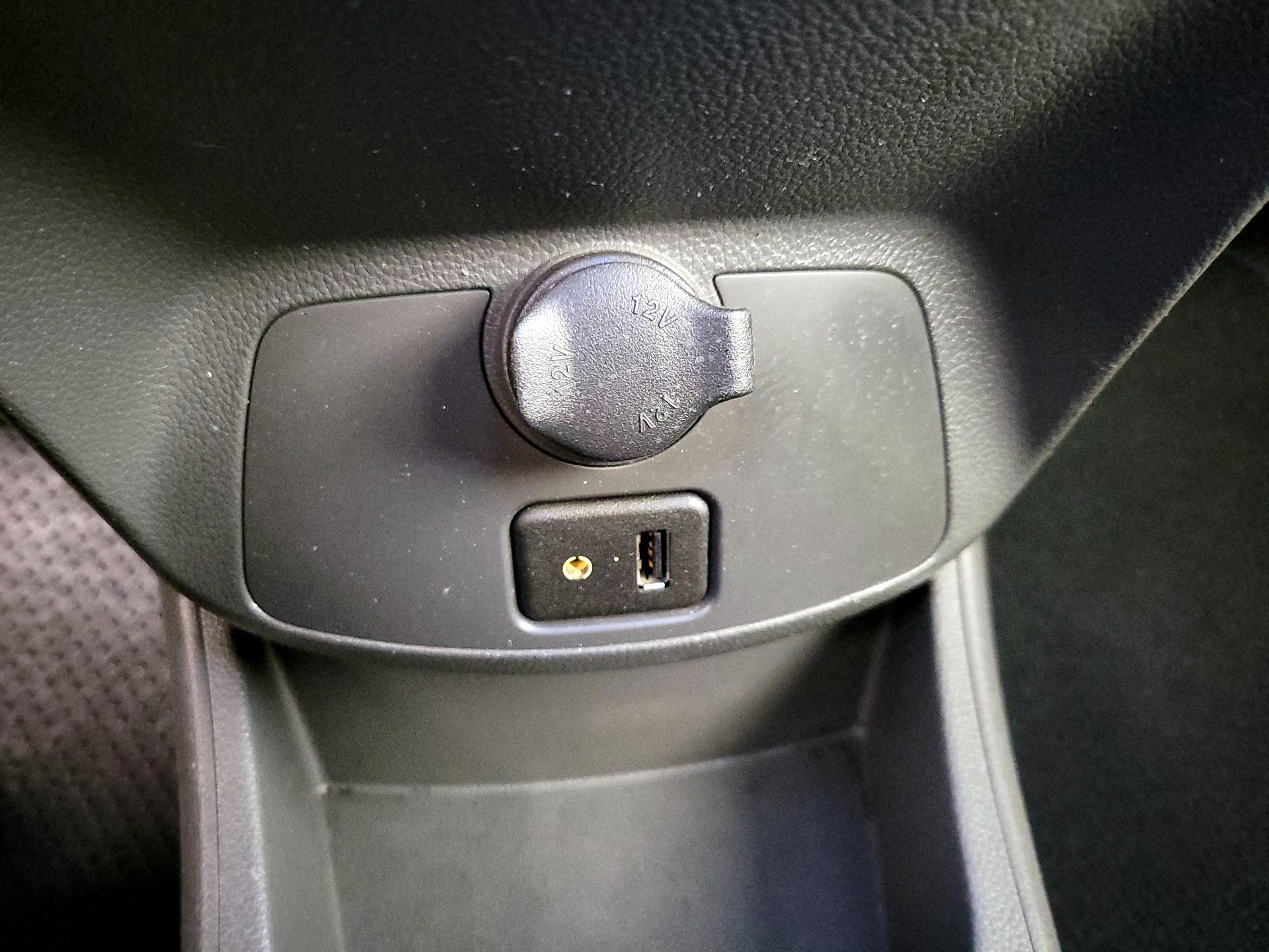 Thumbnail: 2015 Chevrolet Spark - 17