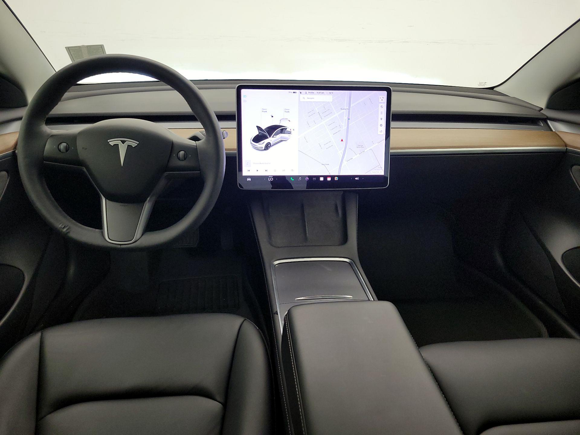 Thumbnail: 2022 Tesla Model 3 - 9