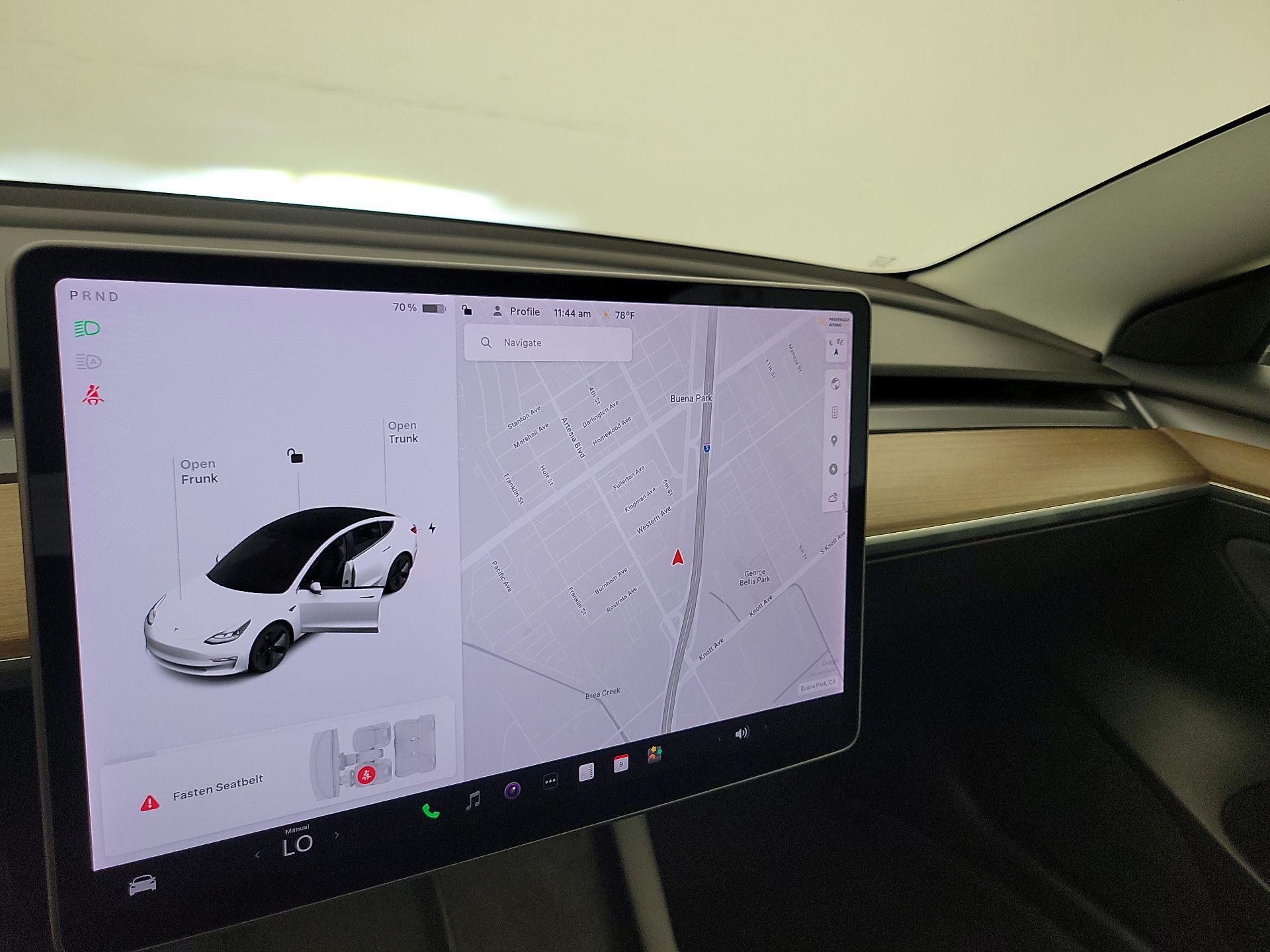 Thumbnail: 2022 Tesla Model 3 - 13