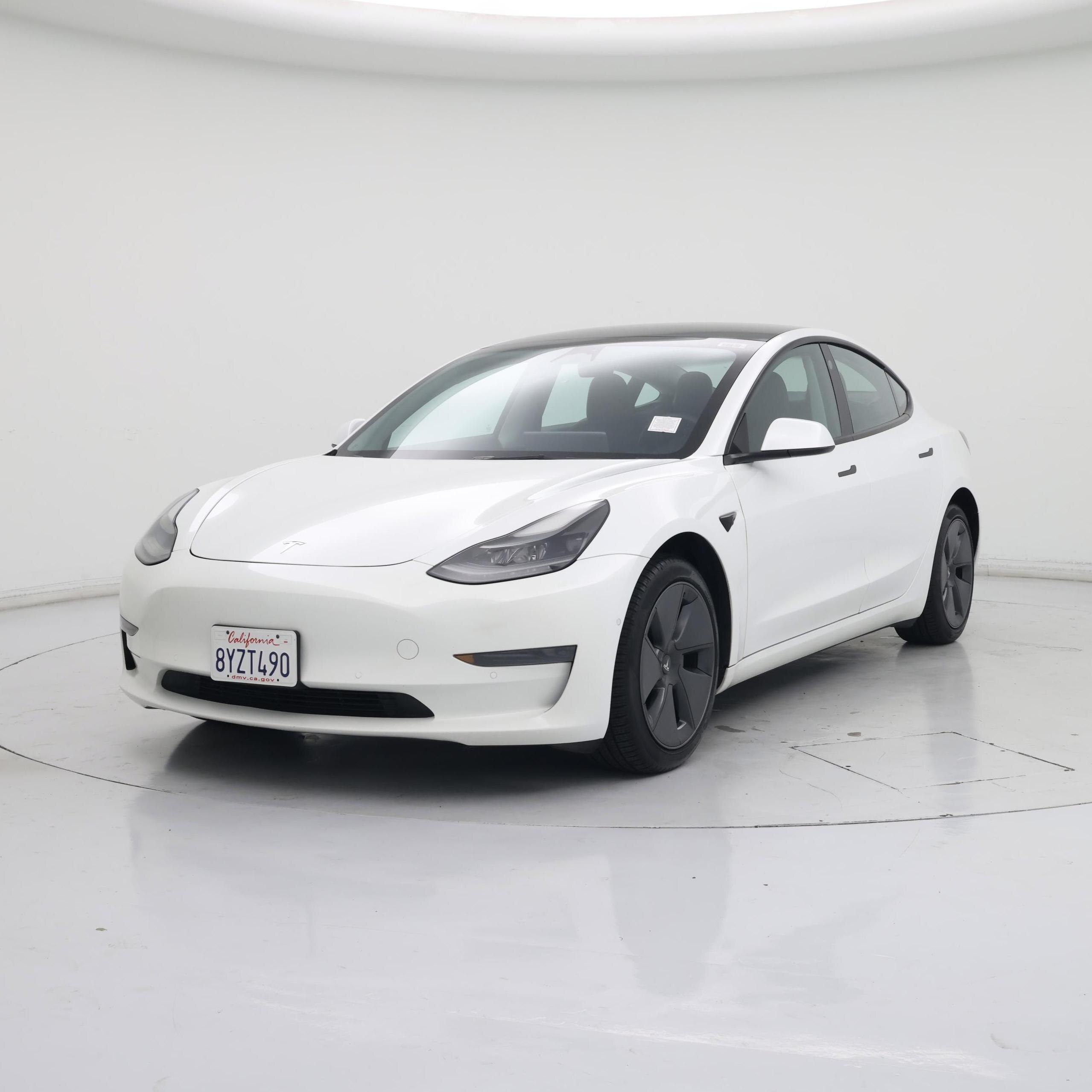 Thumbnail: 2022 Tesla Model 3 - 4