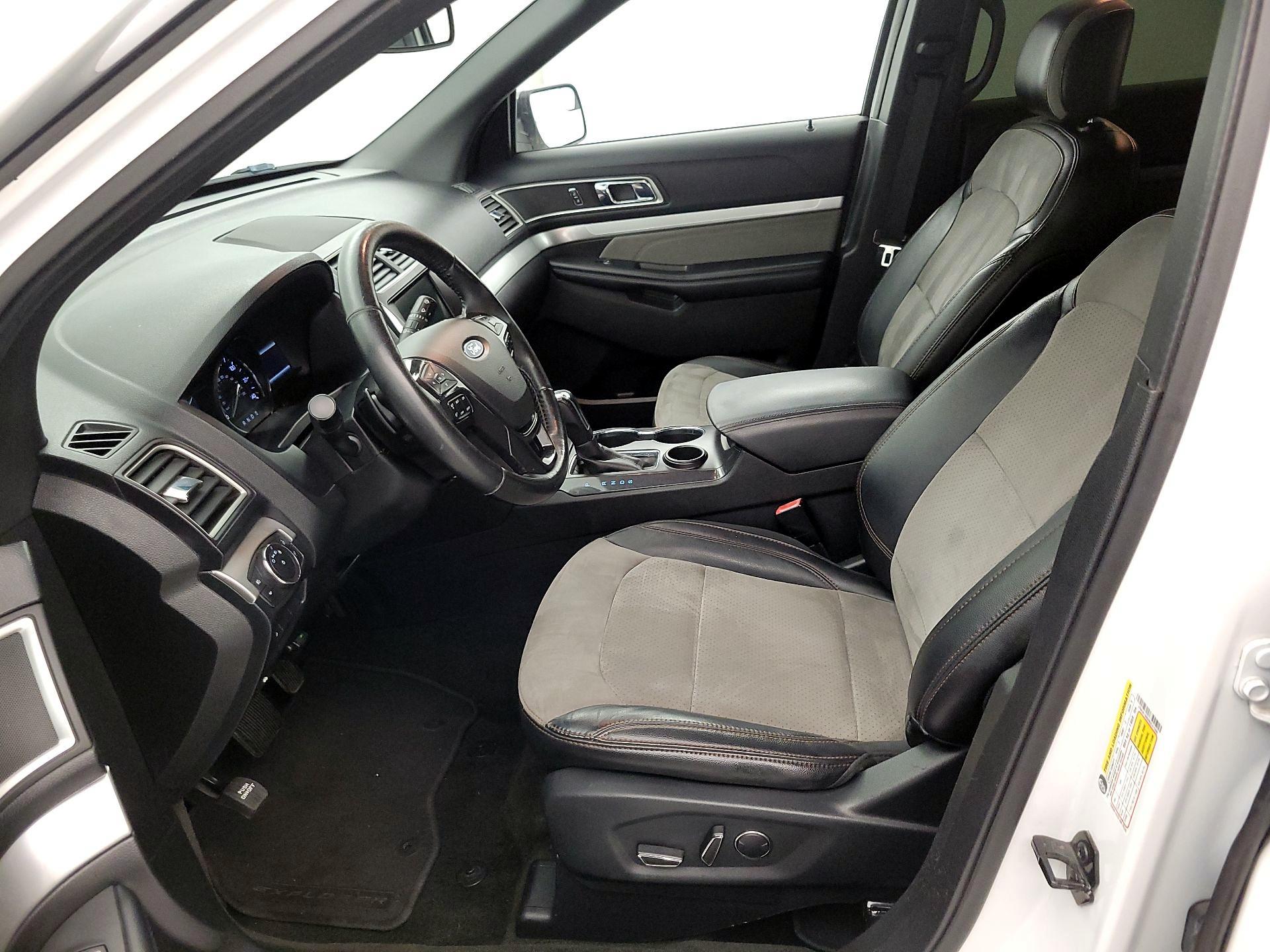 Thumbnail: 2017 Ford Explorer - 11