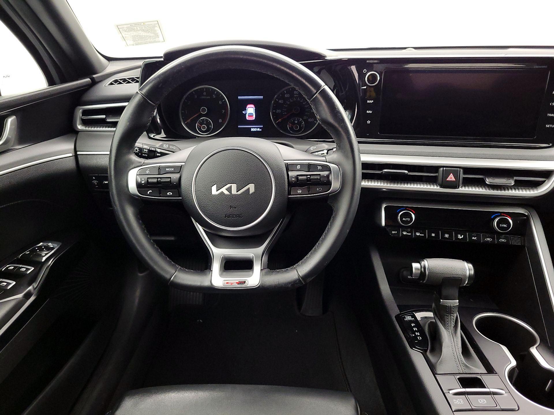 Thumbnail: 2022 Kia K5 - 10