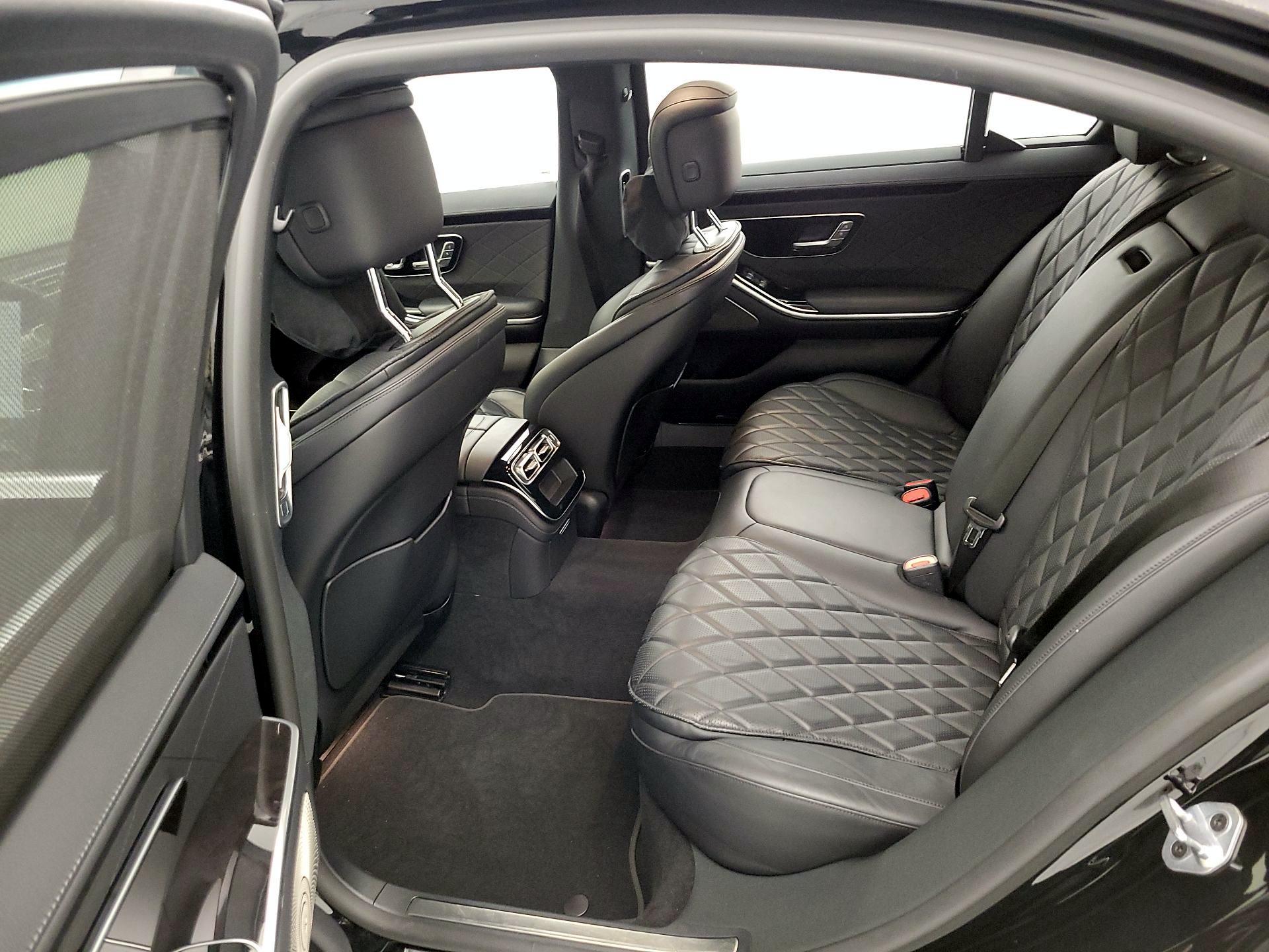 Thumbnail: 2022 Mercedes-Benz S-Class - 19