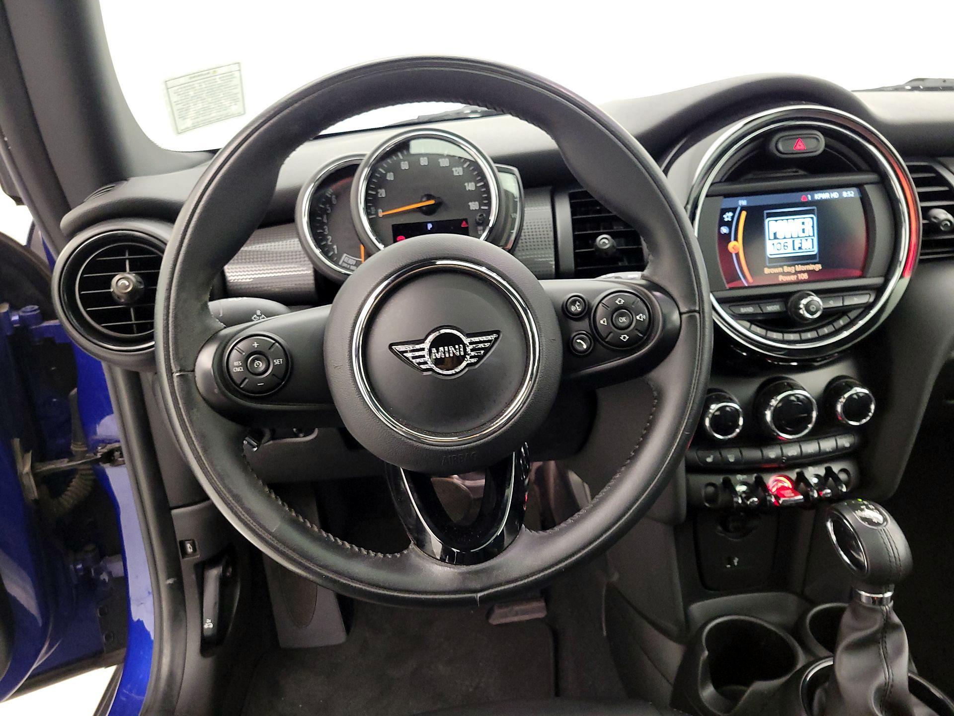 Thumbnail: 2019 MINI Cooper Hardtop - 10