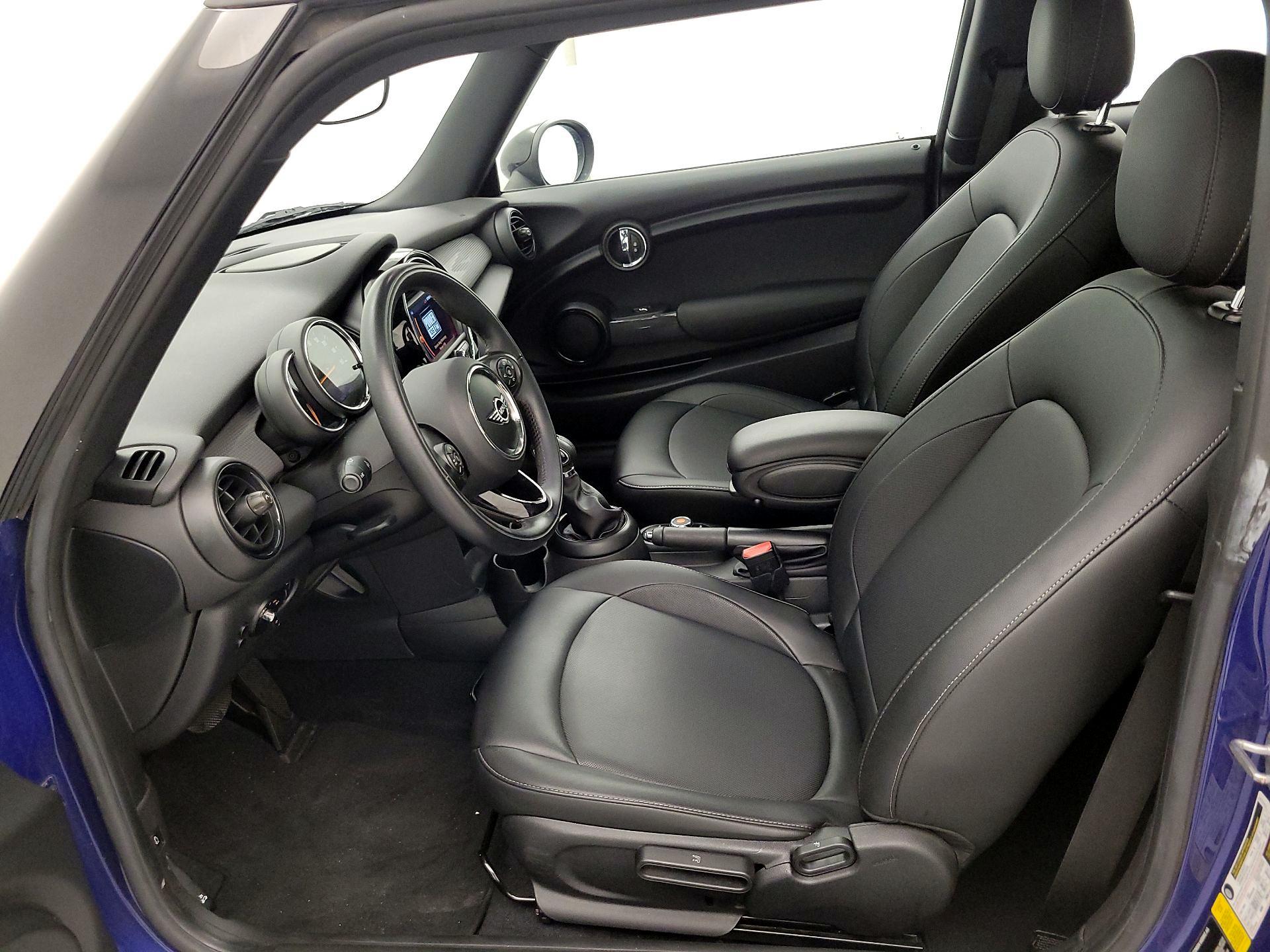 Thumbnail: 2019 MINI Cooper Hardtop - 11