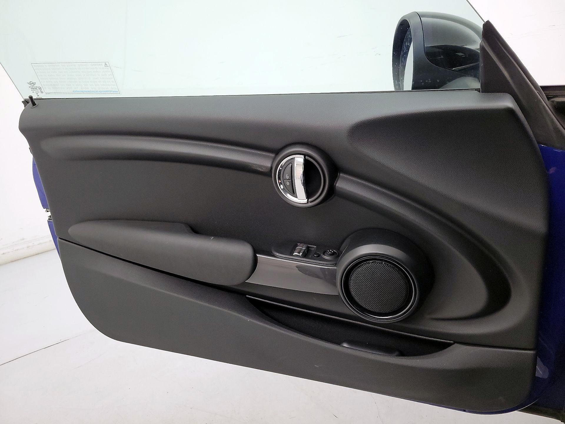 Thumbnail: 2019 MINI Cooper Hardtop - 12