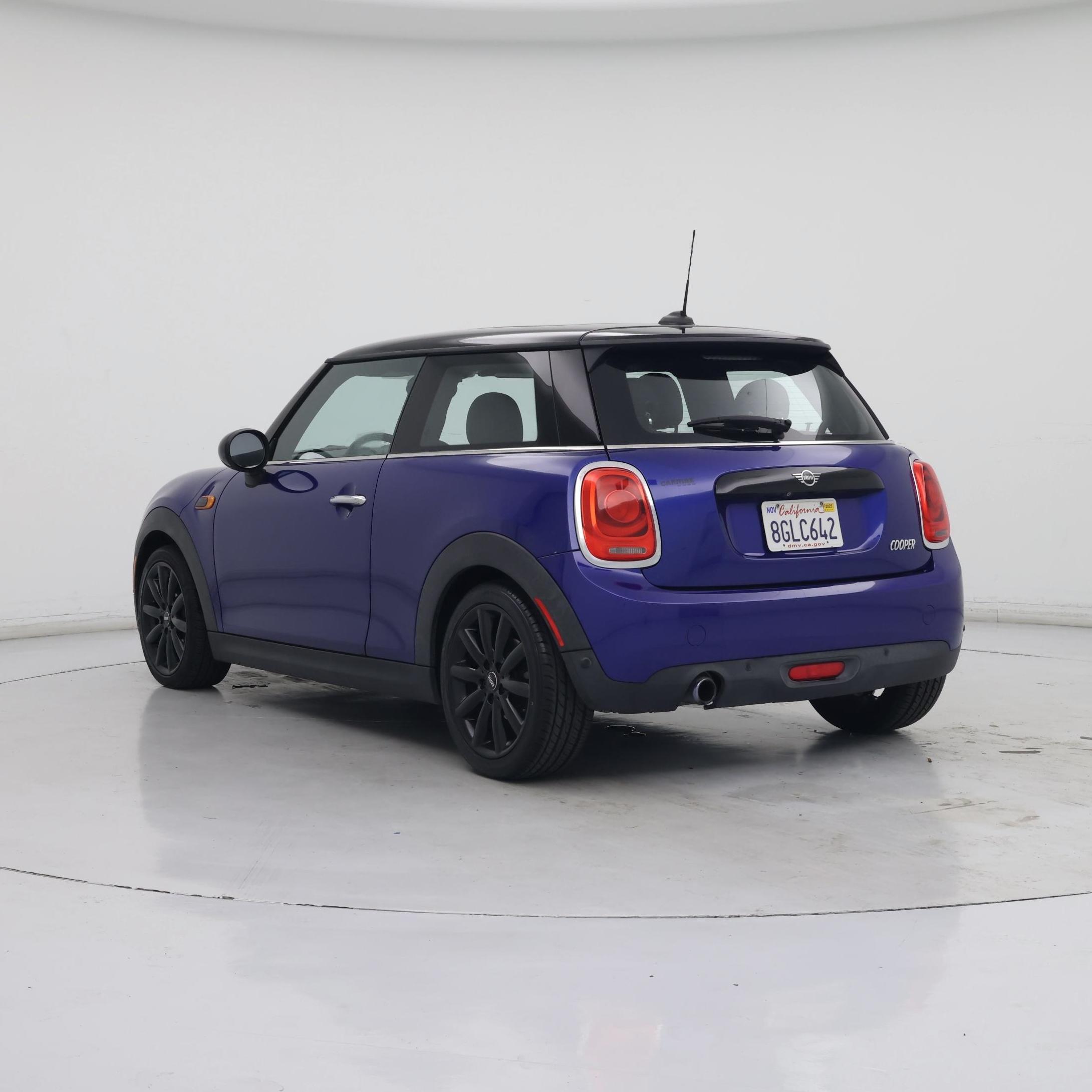 Thumbnail: 2019 MINI Cooper Hardtop - 2