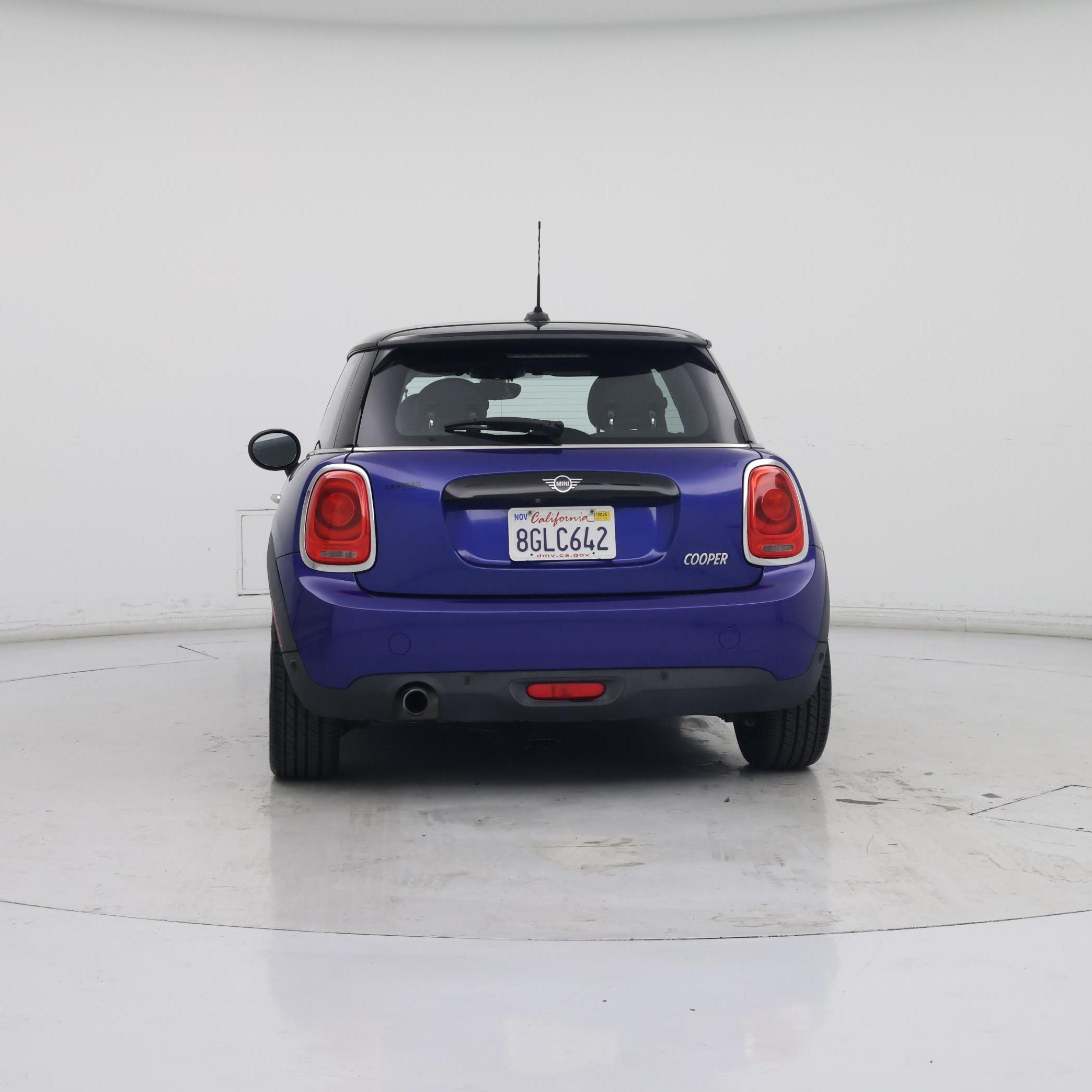 Thumbnail: 2019 MINI Cooper Hardtop - 6