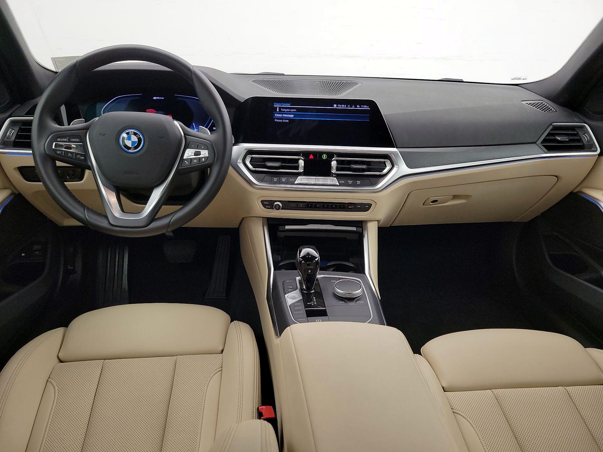 Thumbnail: 2022 BMW 3 Series - 9