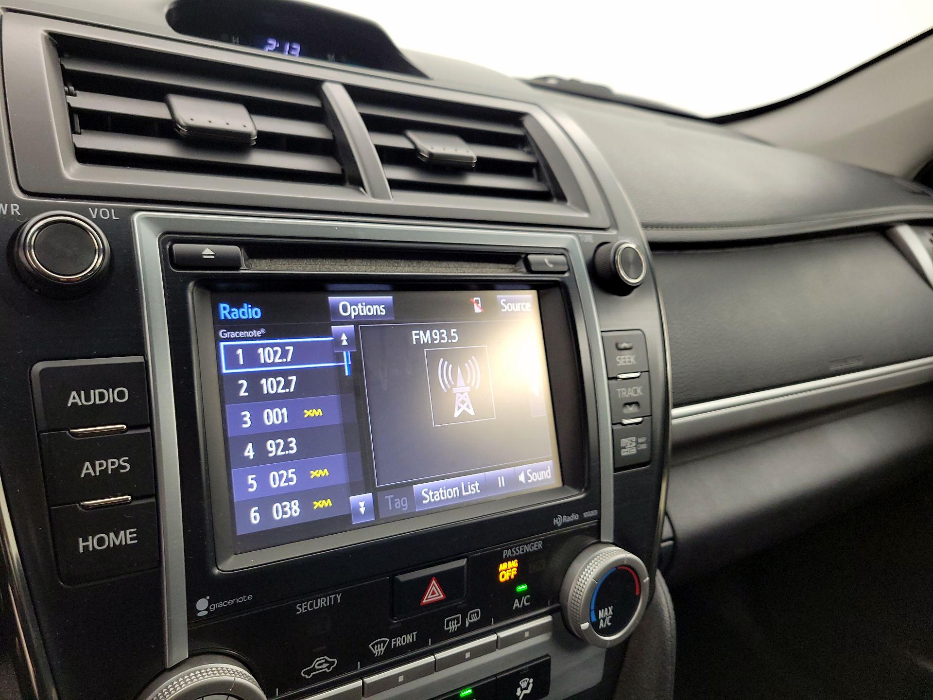 Thumbnail: 2014 Toyota Camry - 15