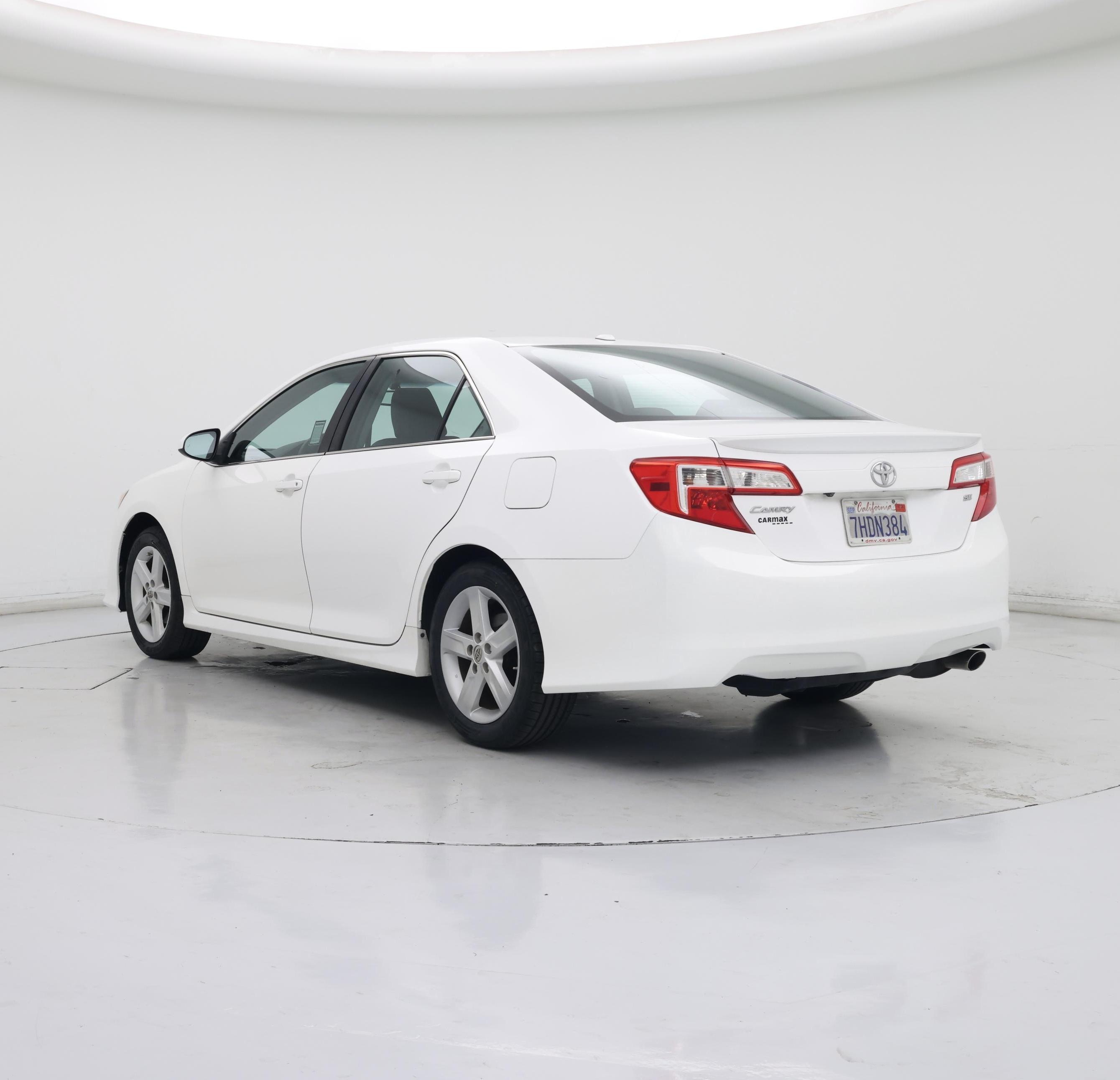 Thumbnail: 2014 Toyota Camry - 2