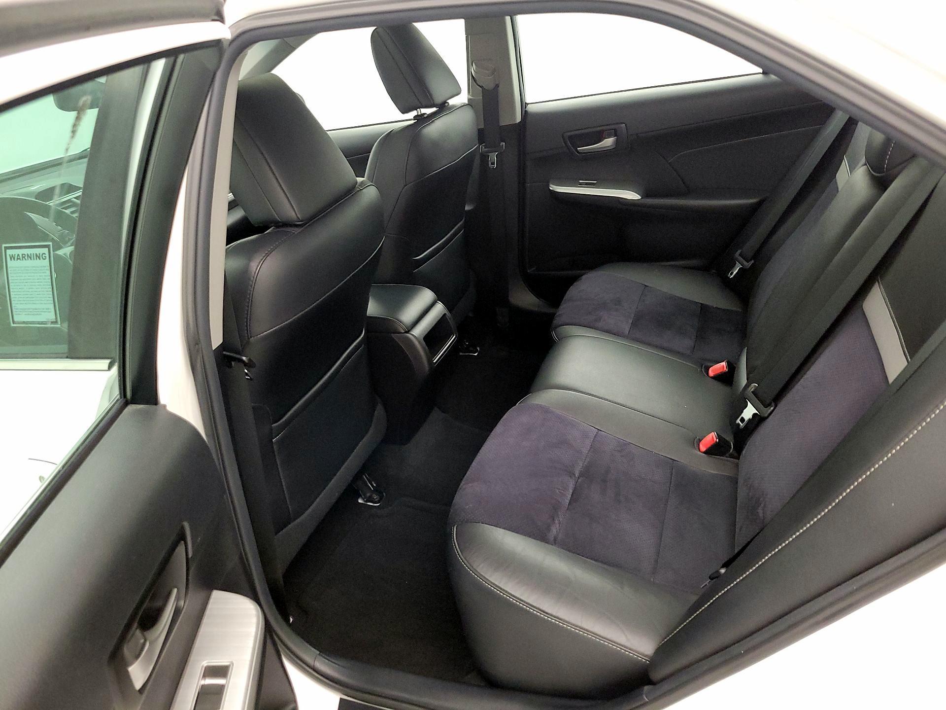 Thumbnail: 2014 Toyota Camry - 19