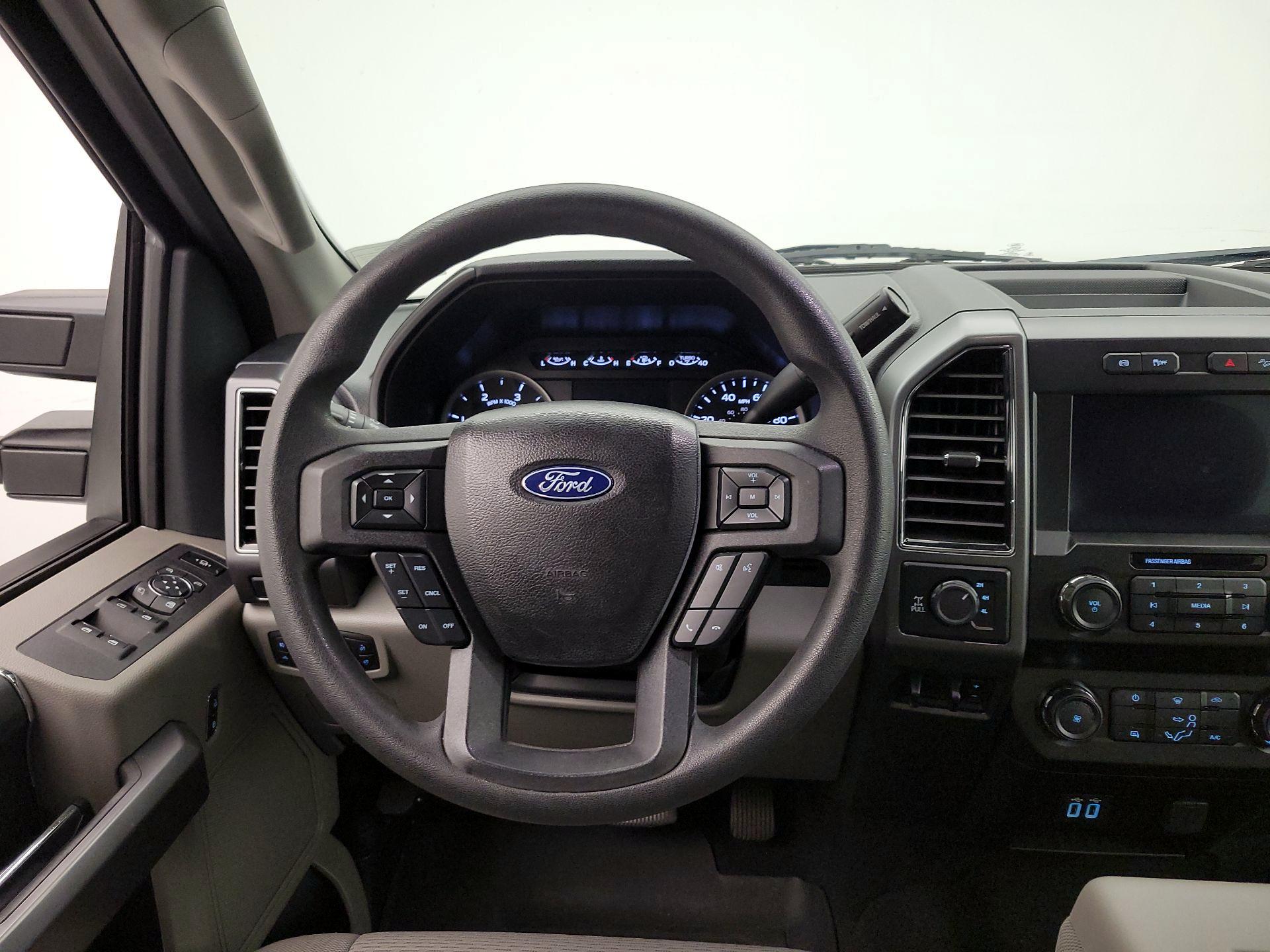 Thumbnail: 2019 Ford F-250 - 10