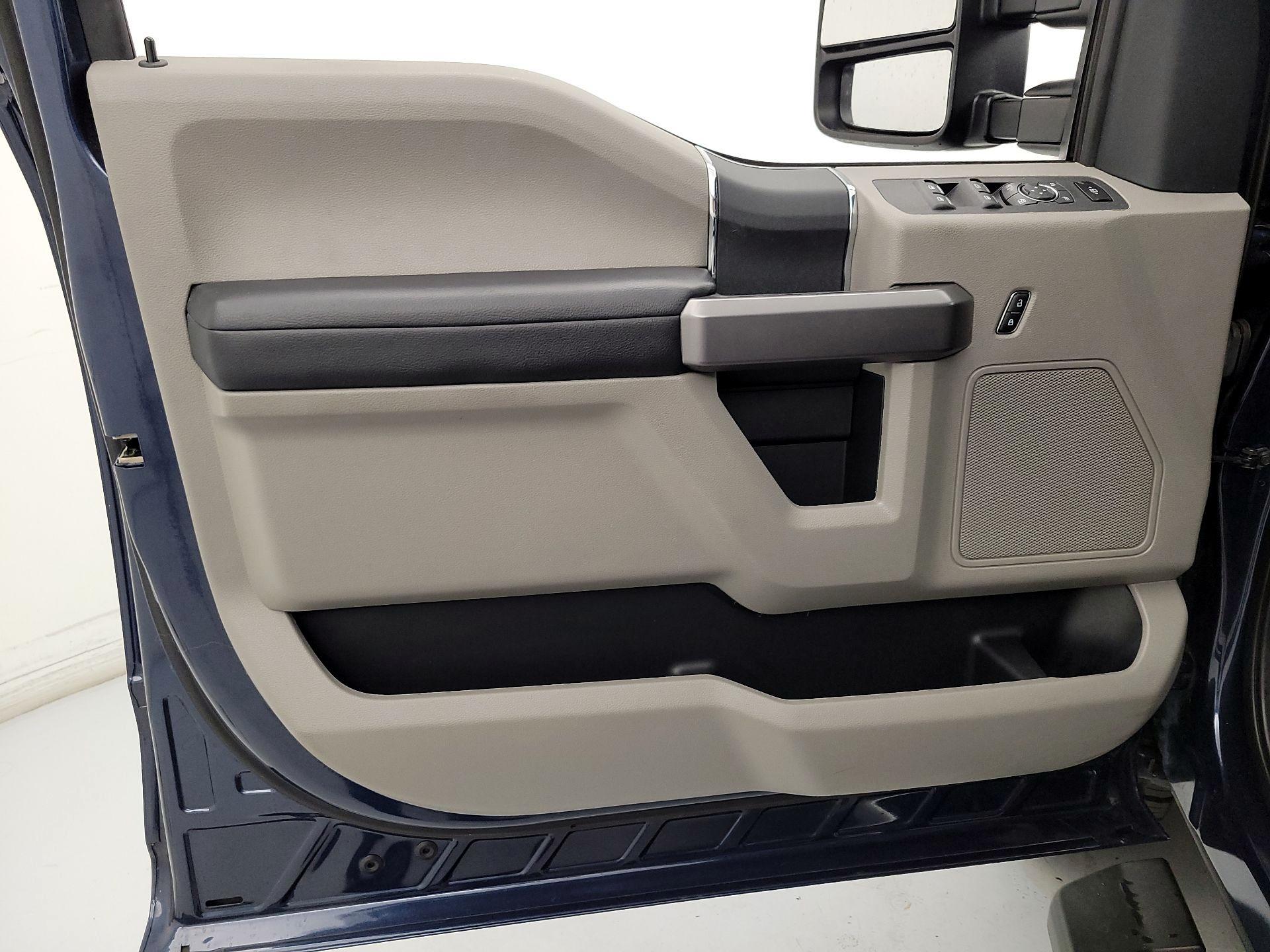 Thumbnail: 2019 Ford F-250 - 12