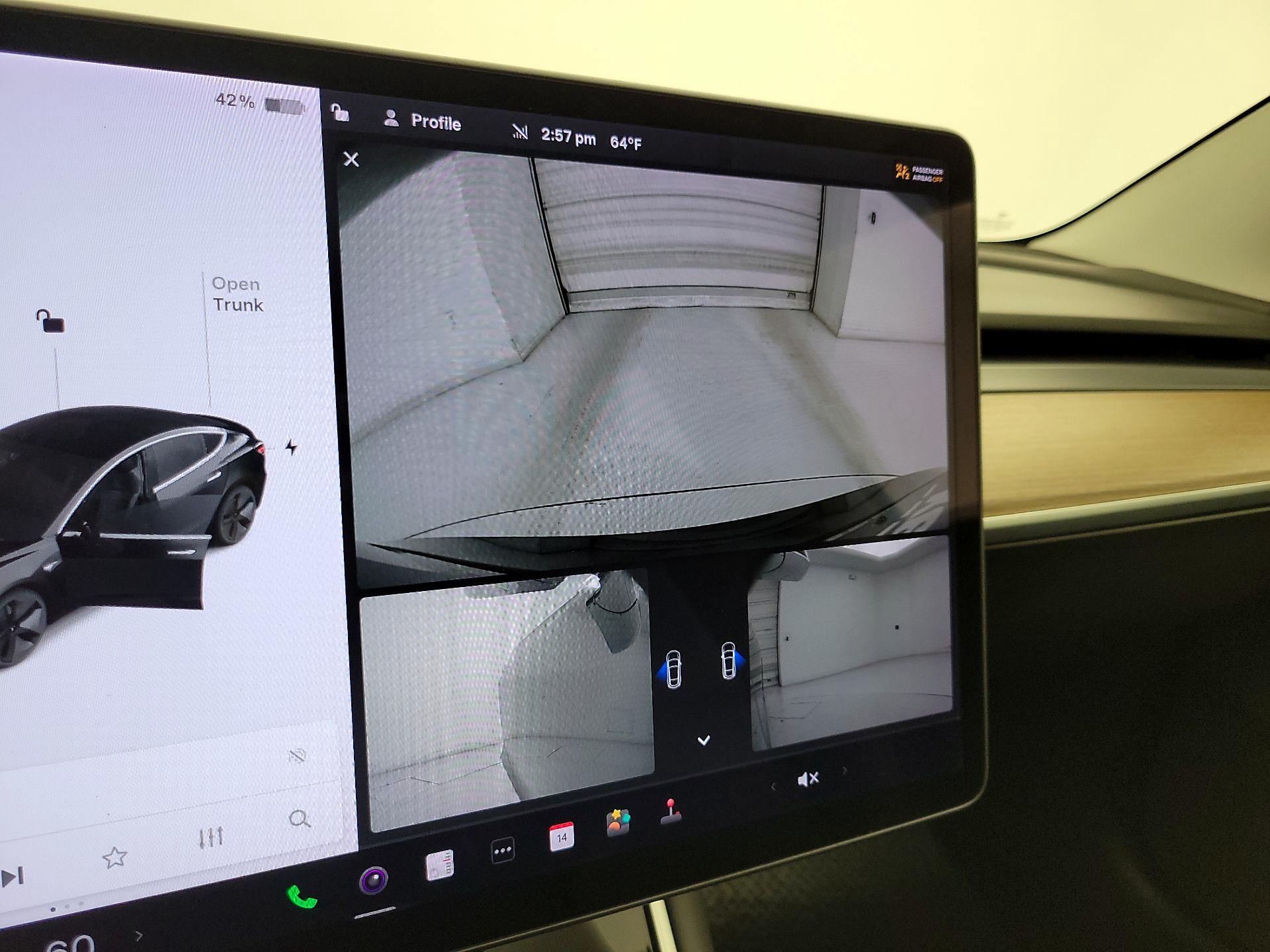 Thumbnail: 2020 Tesla Model 3 - 14