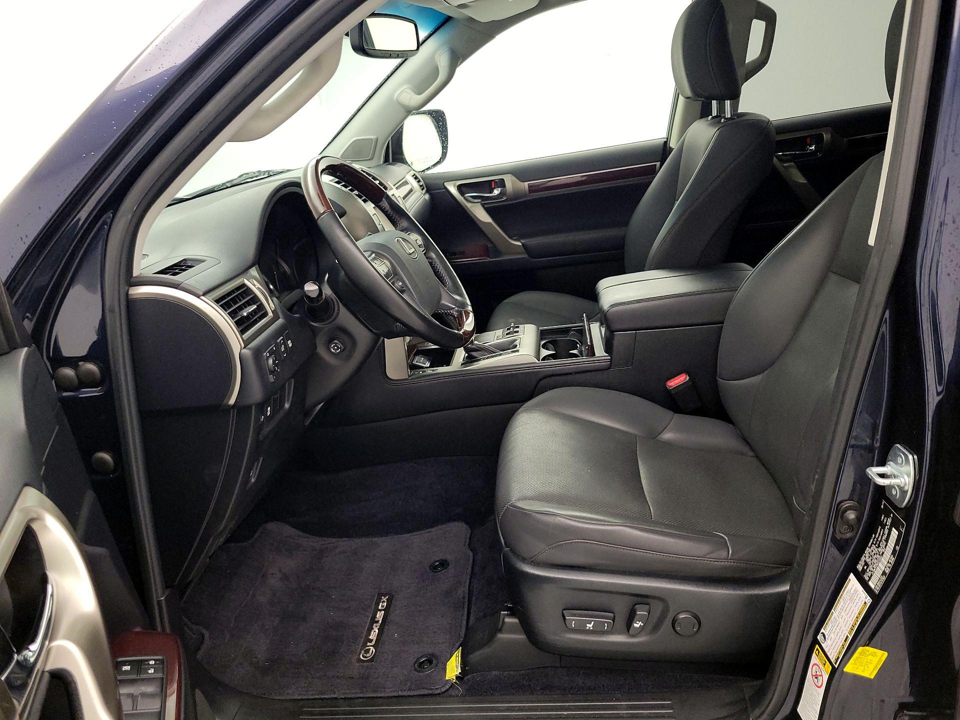 Thumbnail: 2019 Lexus GX - 11