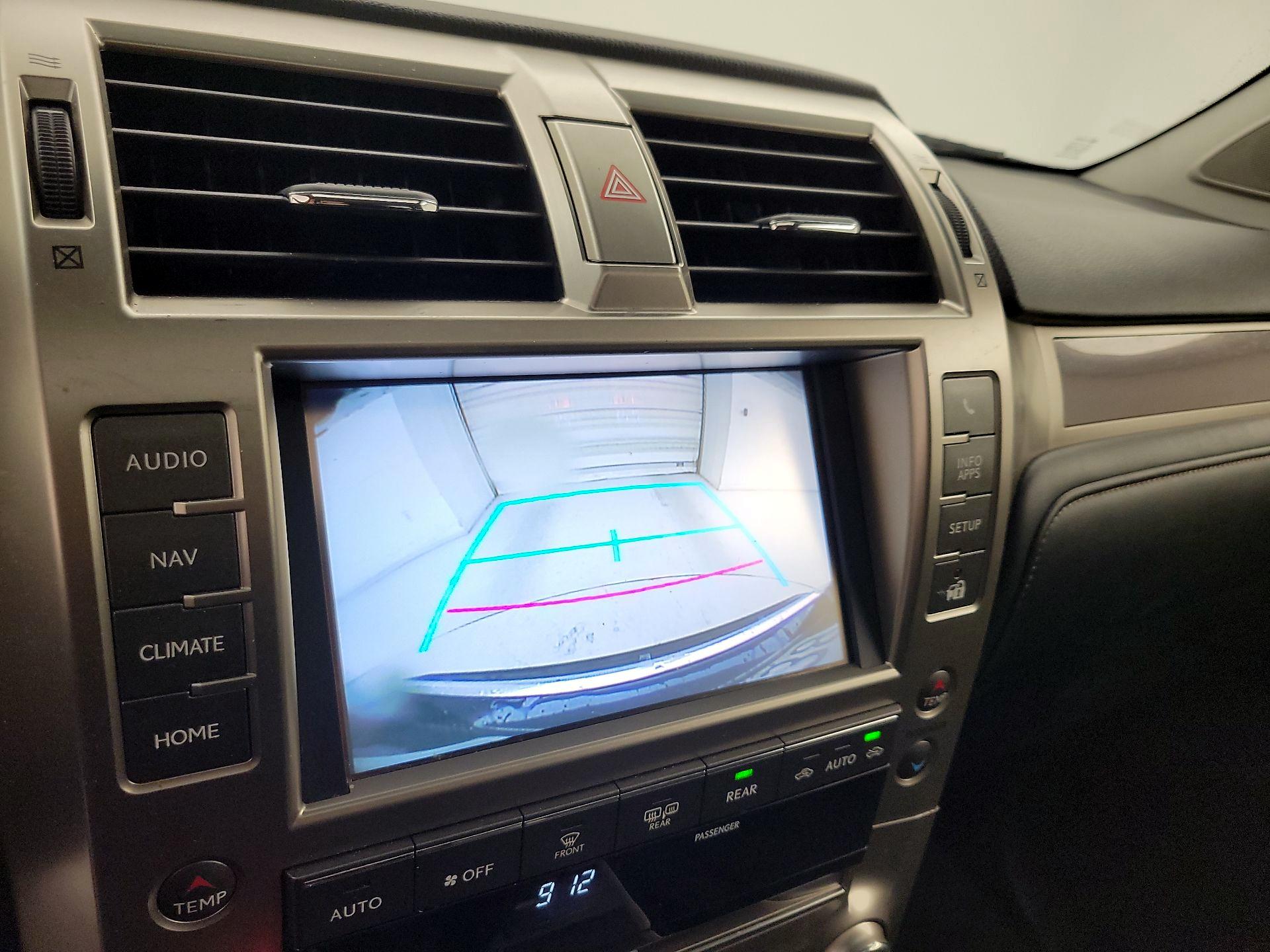 Thumbnail: 2019 Lexus GX - 15