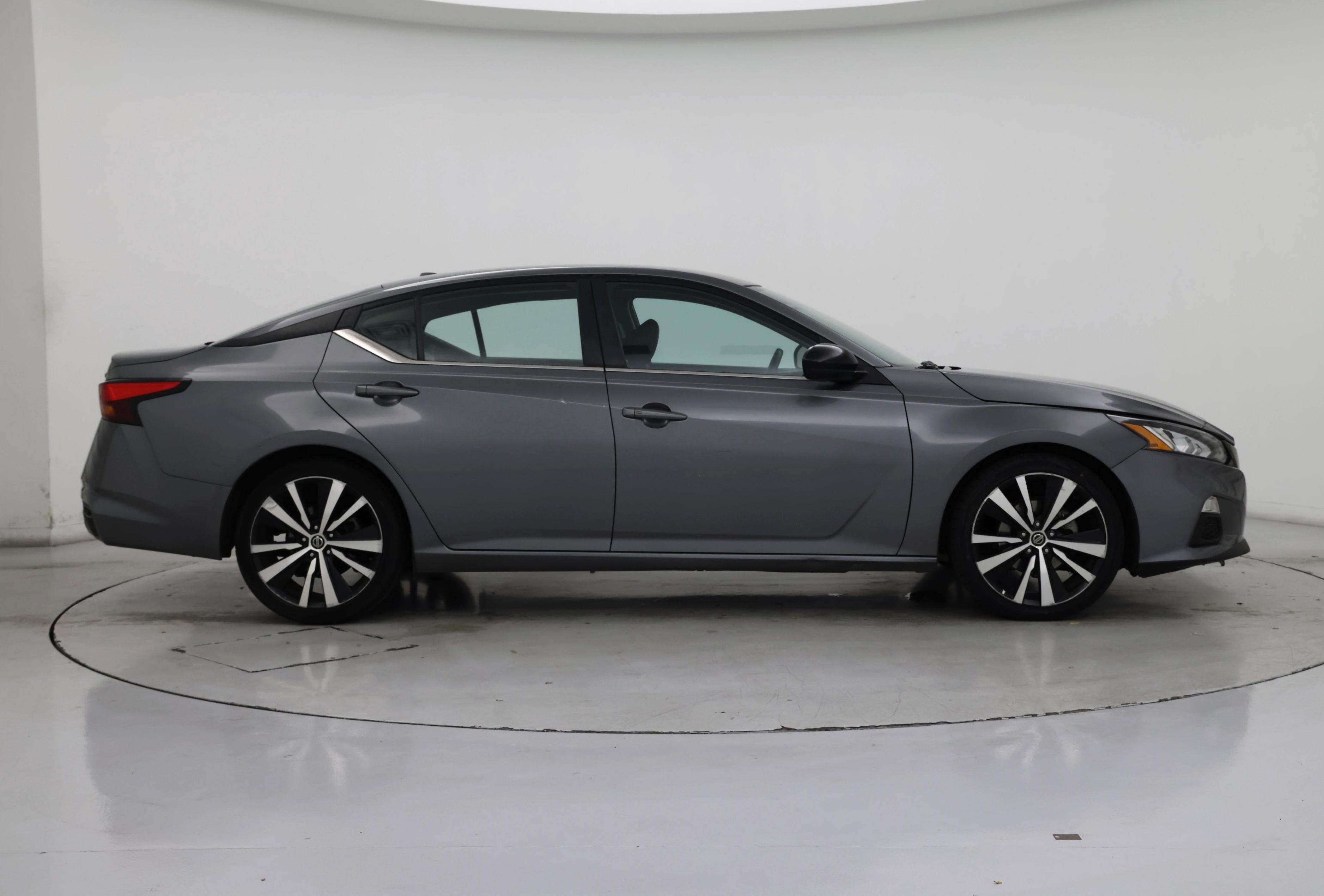 Thumbnail: 2021 Nissan Altima - 7