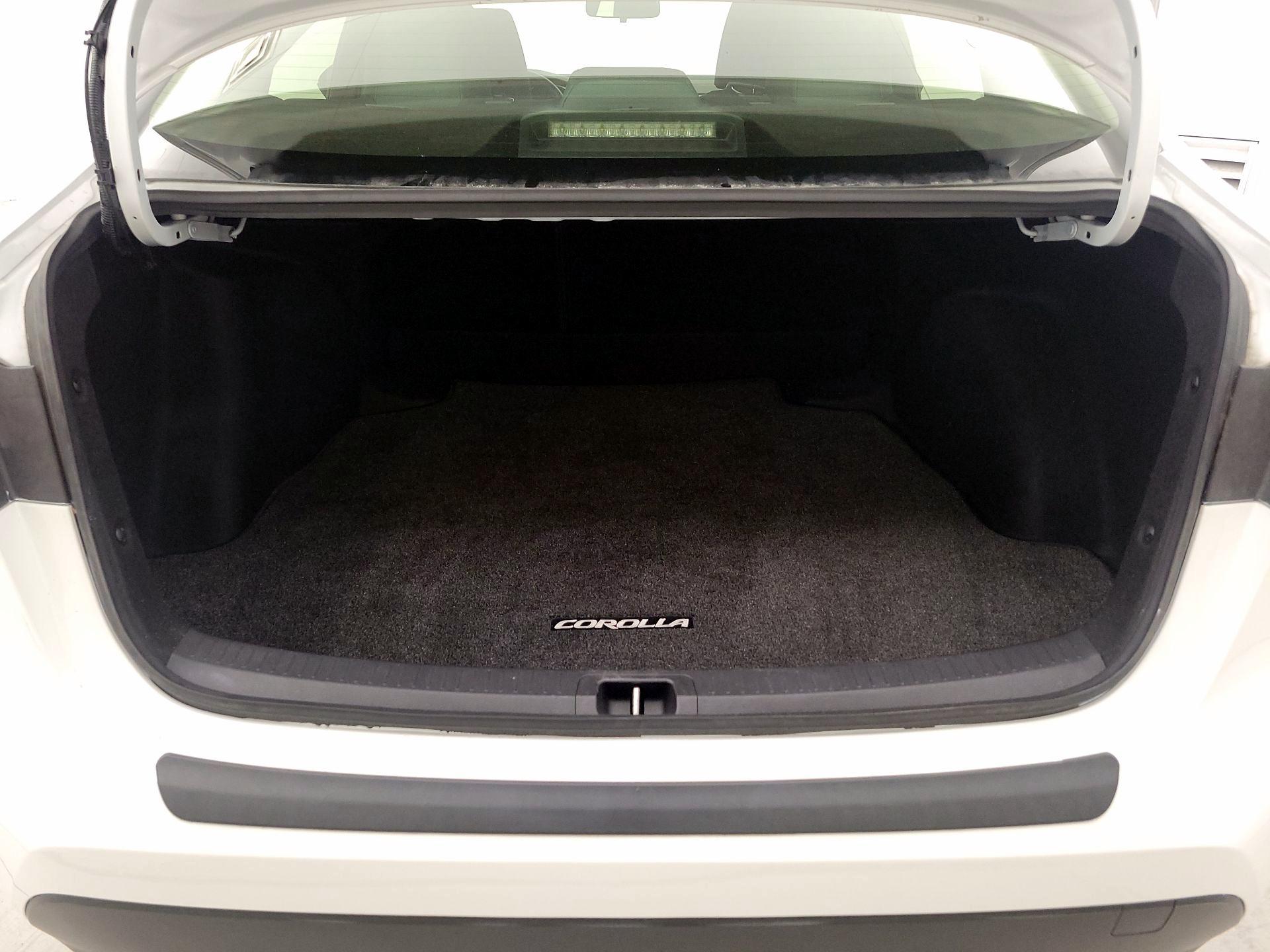 Thumbnail: 2023 Toyota Corolla - 20