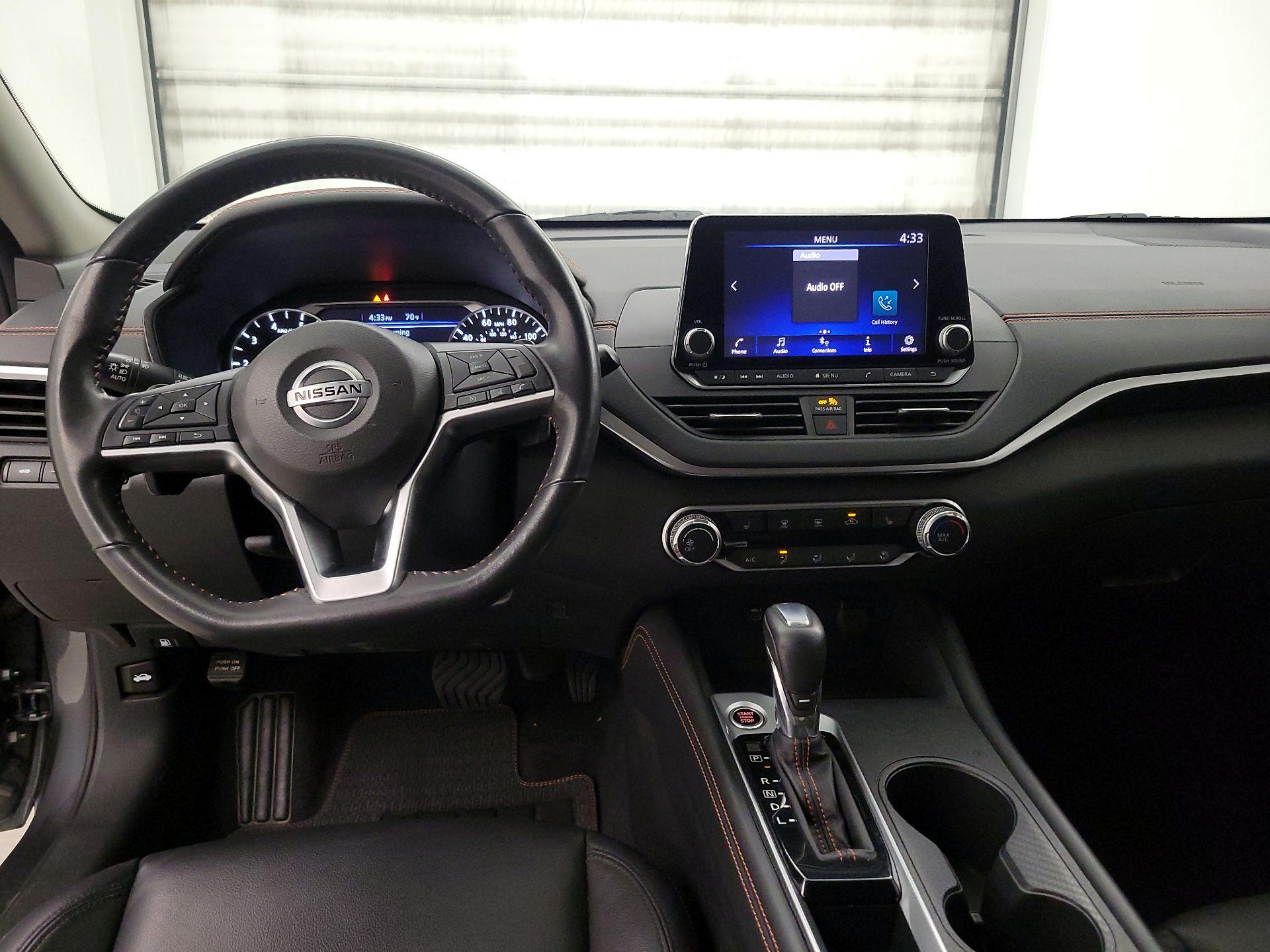 Thumbnail: 2022 Nissan Altima - 9