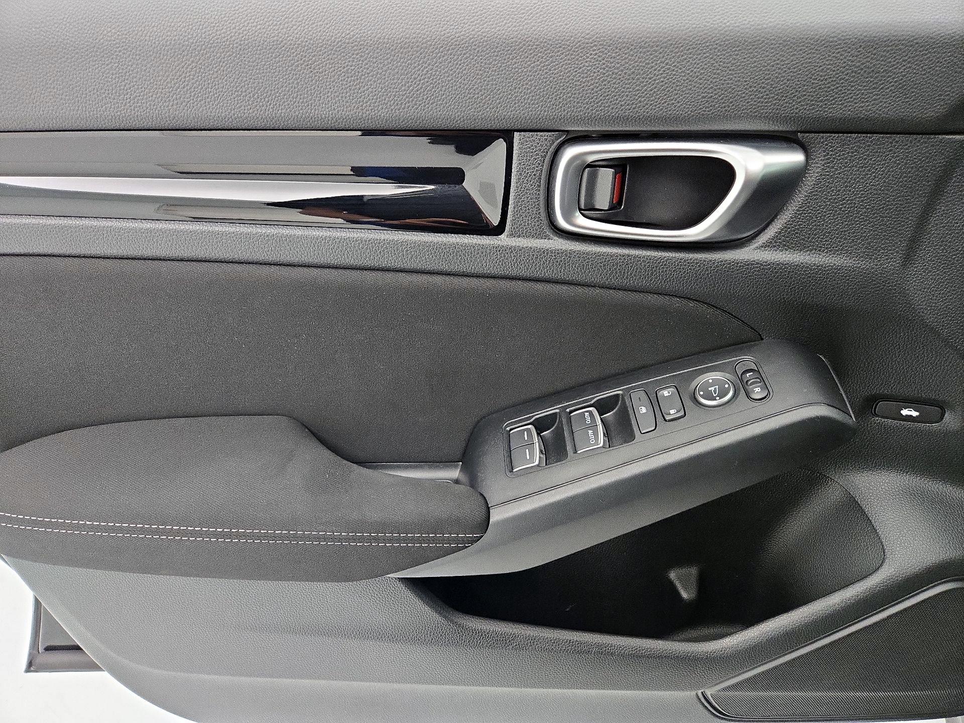 Thumbnail: 2023 Honda Civic - 12