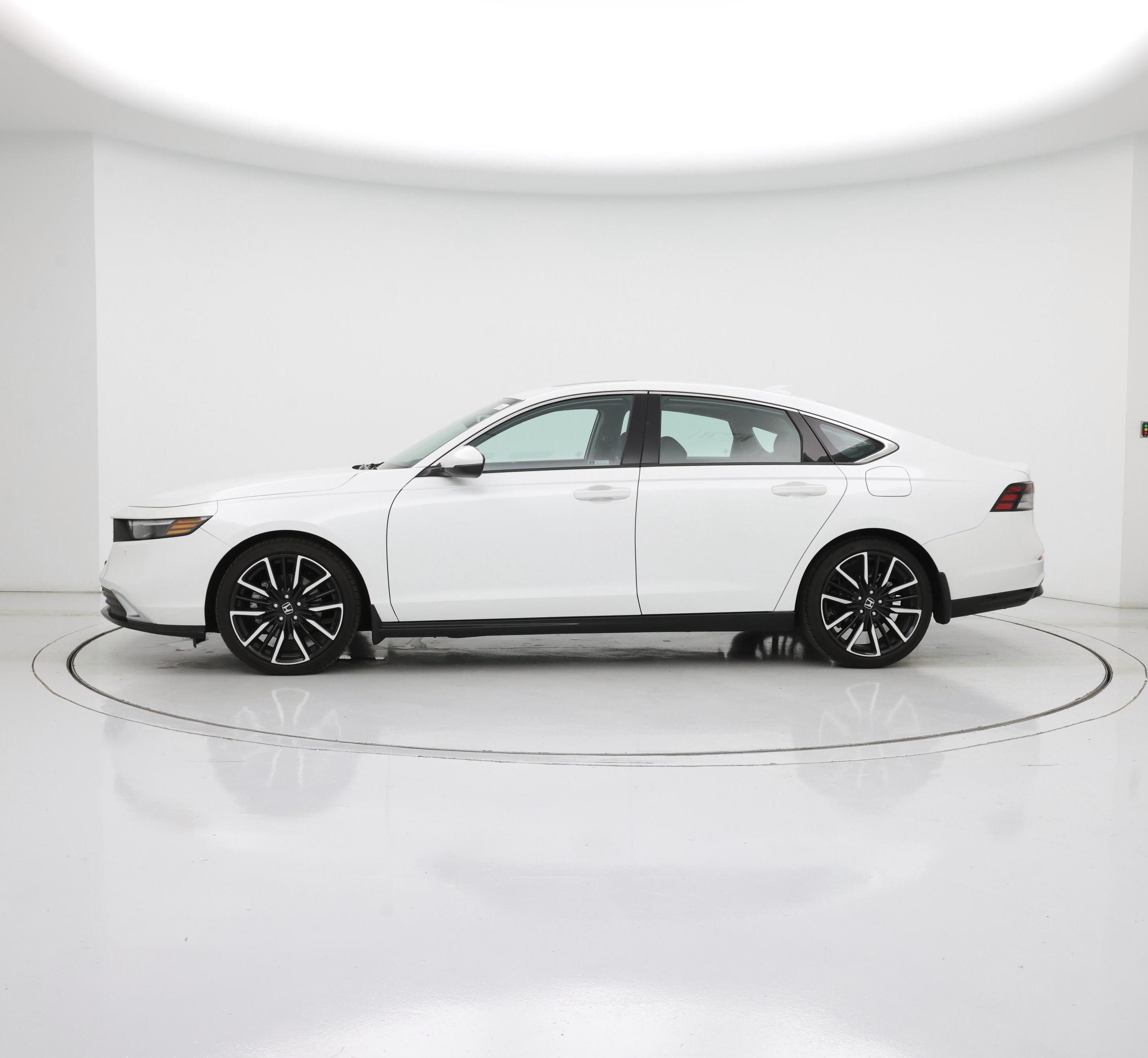 Thumbnail: 2023 Honda Accord - 3