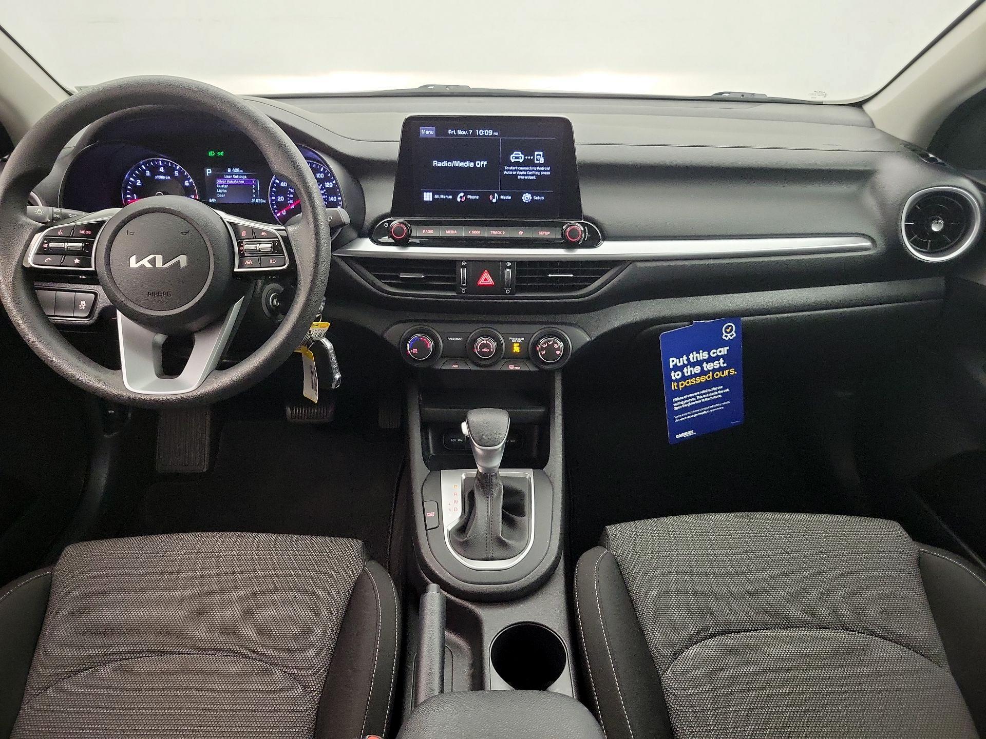 Thumbnail: 2023 Kia Forte - 9