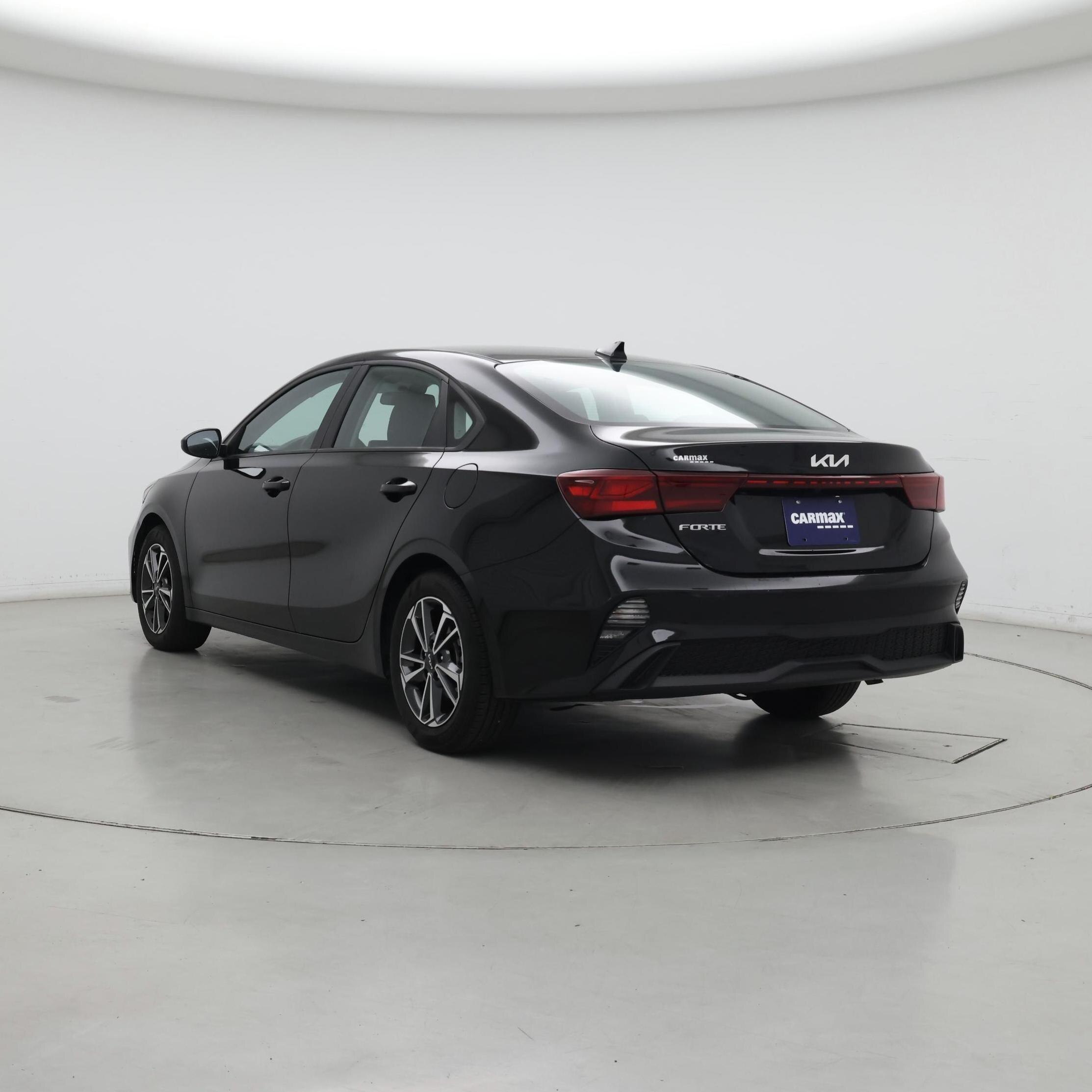 Thumbnail: 2023 Kia Forte - 2