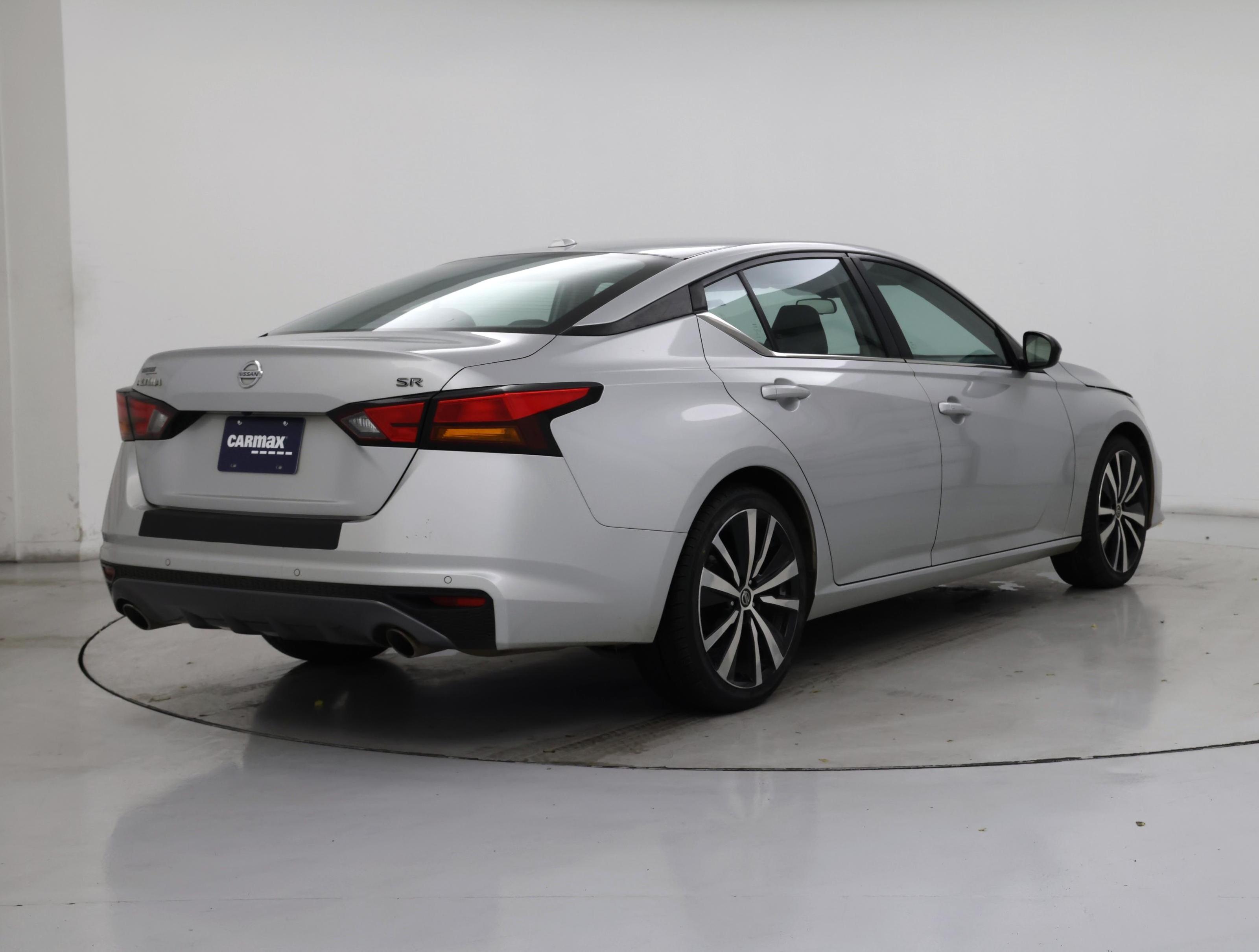 Thumbnail: 2021 Nissan Altima - 8