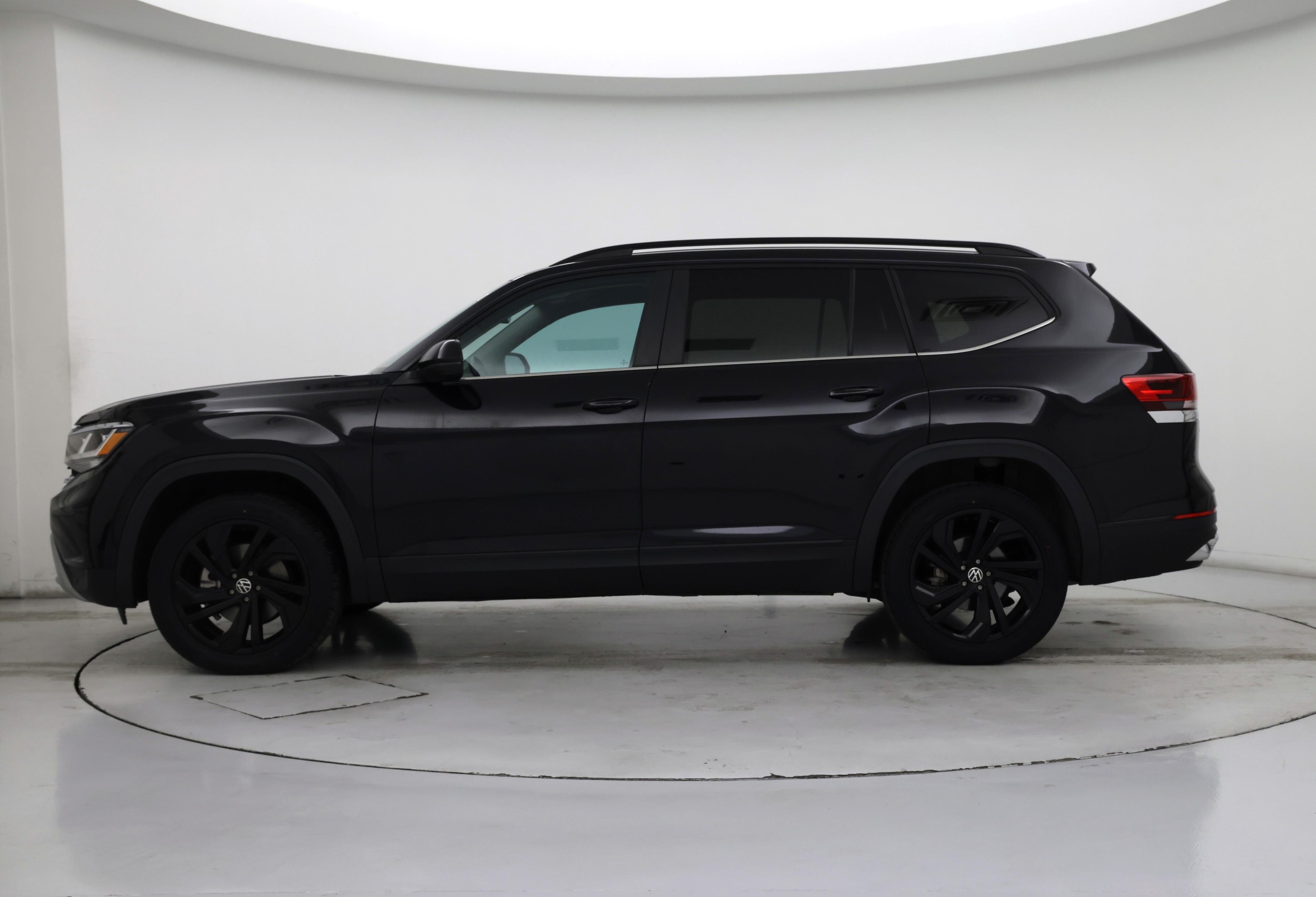 Thumbnail: 2023 Volkswagen Atlas - 3