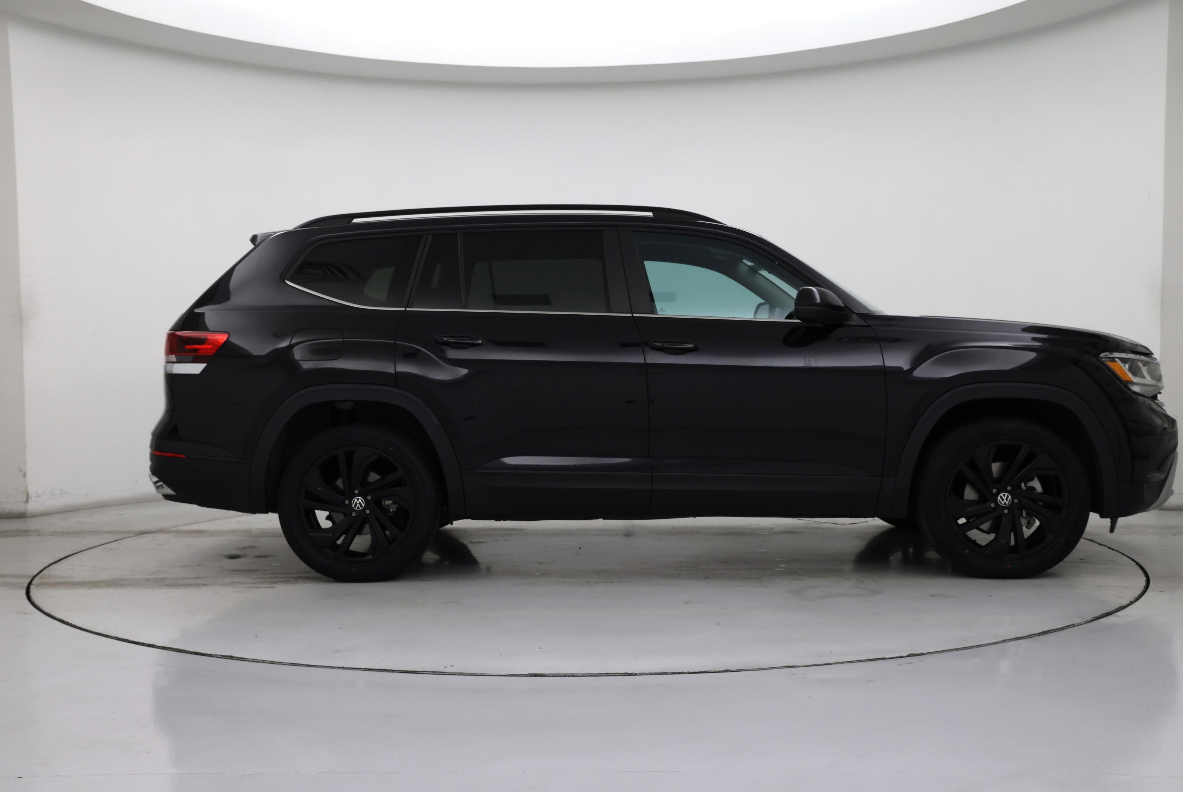 Thumbnail: 2023 Volkswagen Atlas - 7