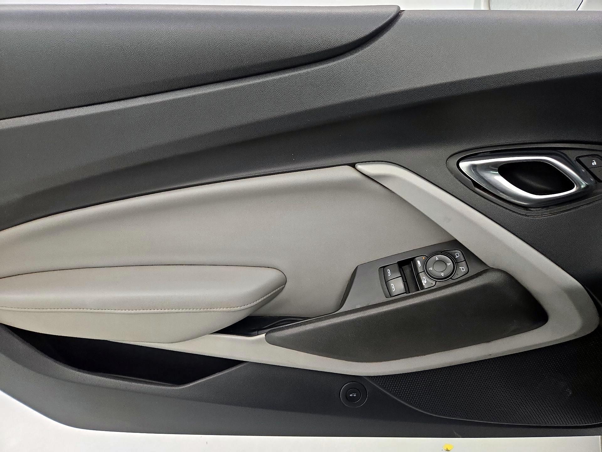 Thumbnail: 2020 Chevrolet Camaro - 12