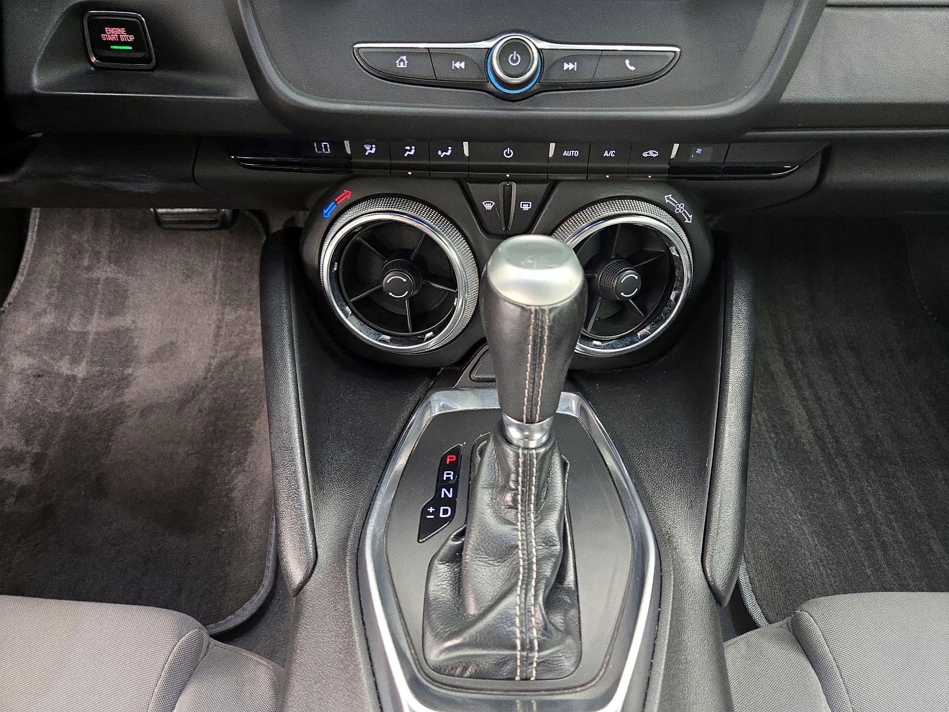 Thumbnail: 2020 Chevrolet Camaro - 16