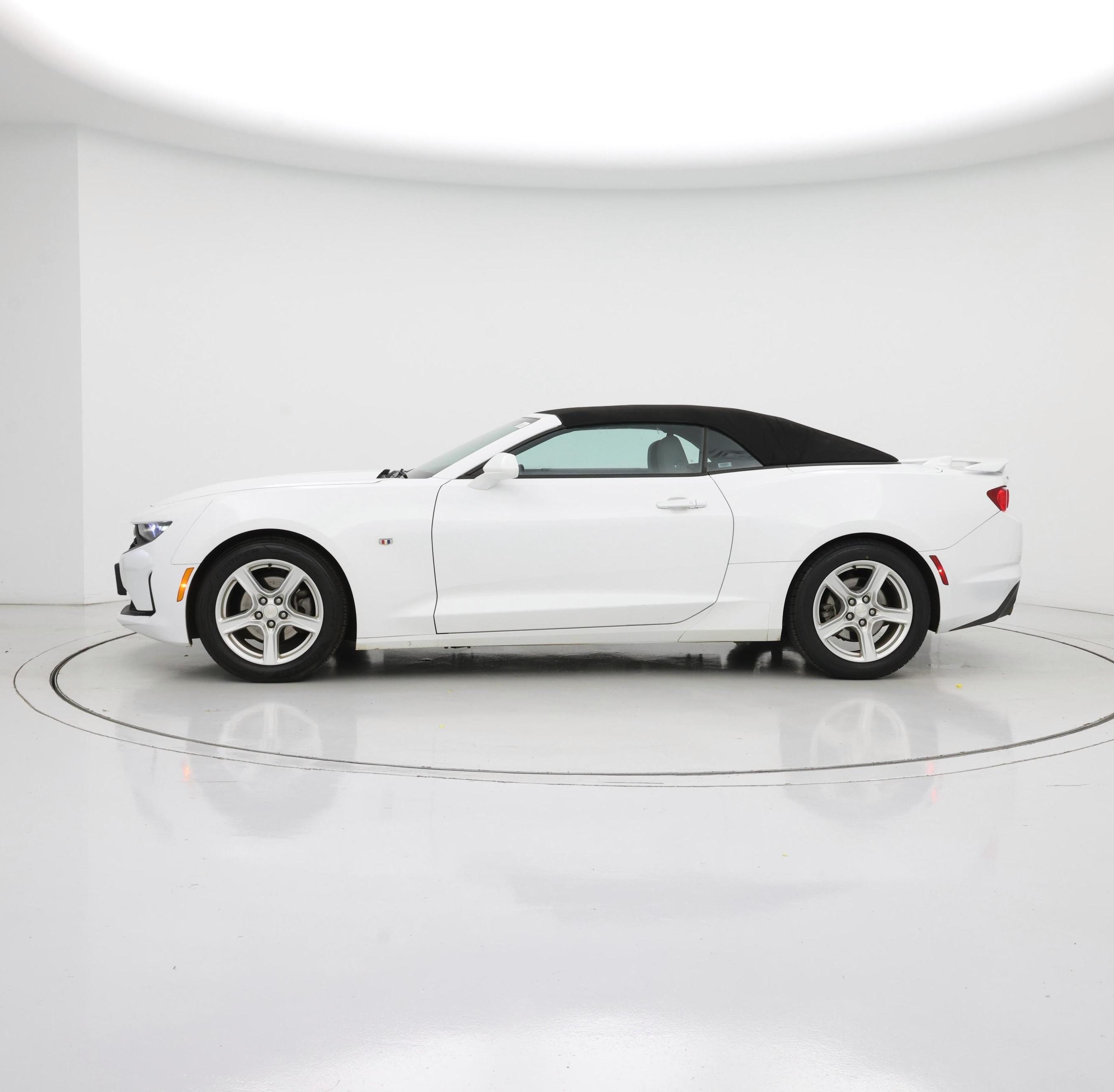 Thumbnail: 2020 Chevrolet Camaro - 3